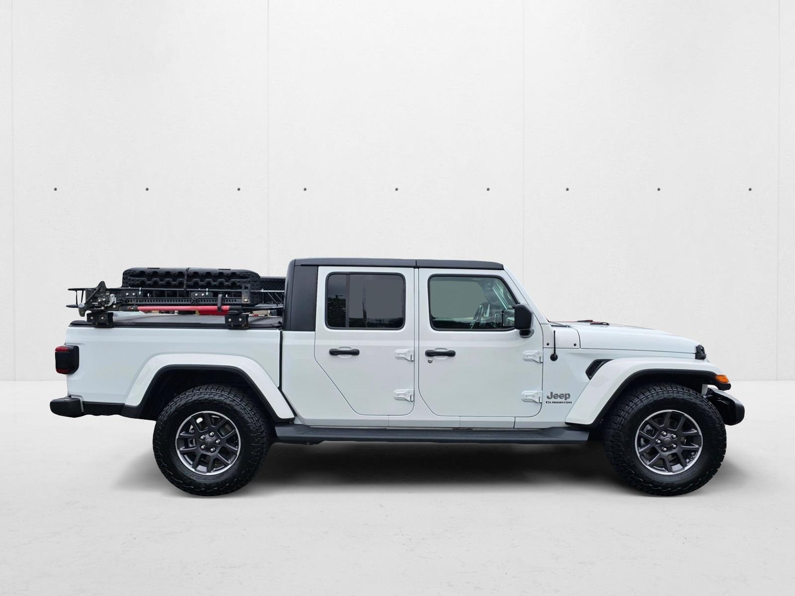 2021 Jeep Gladiator Overland photo 4