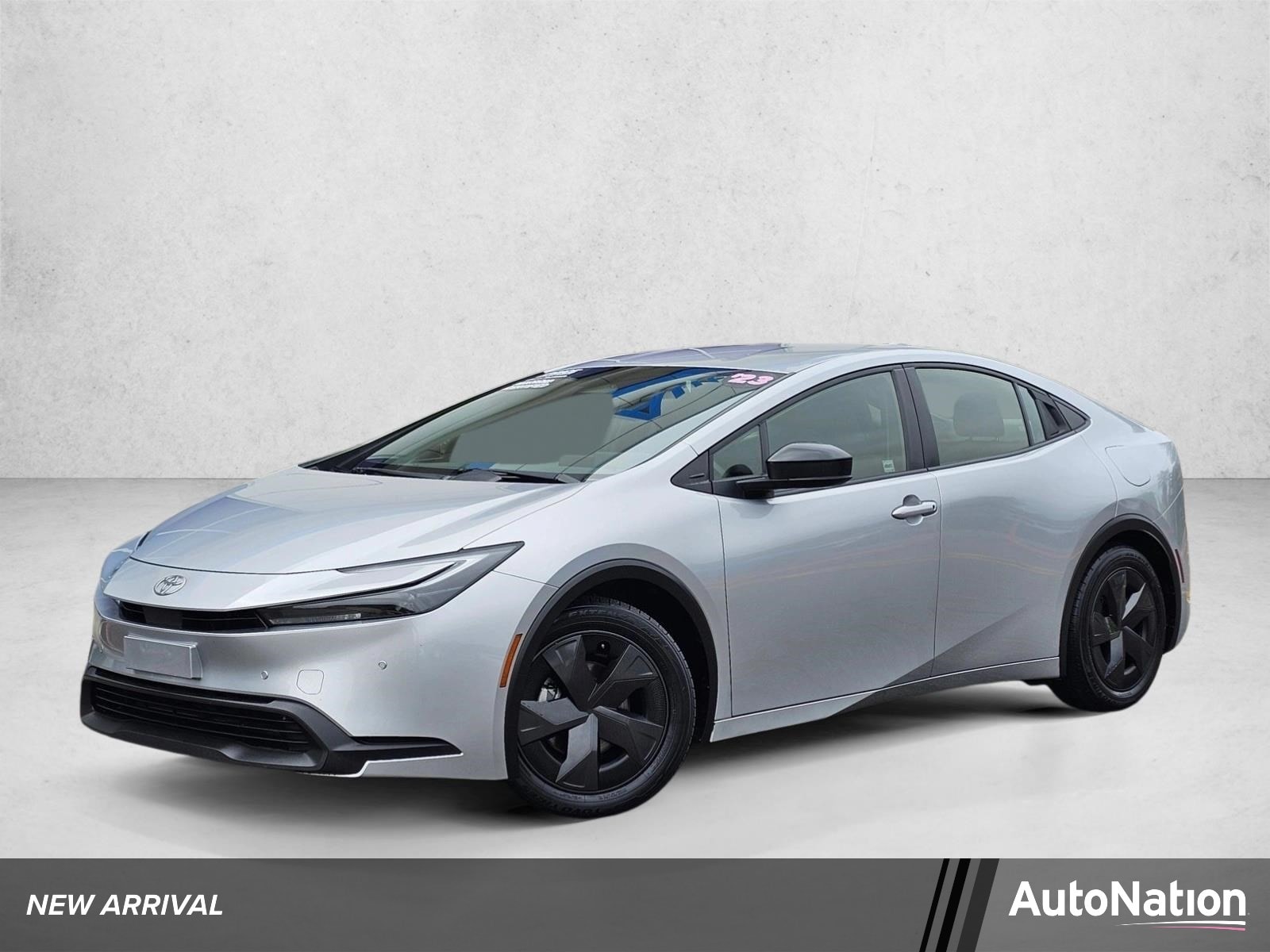 2023 Toyota Prius LE FWD's photo