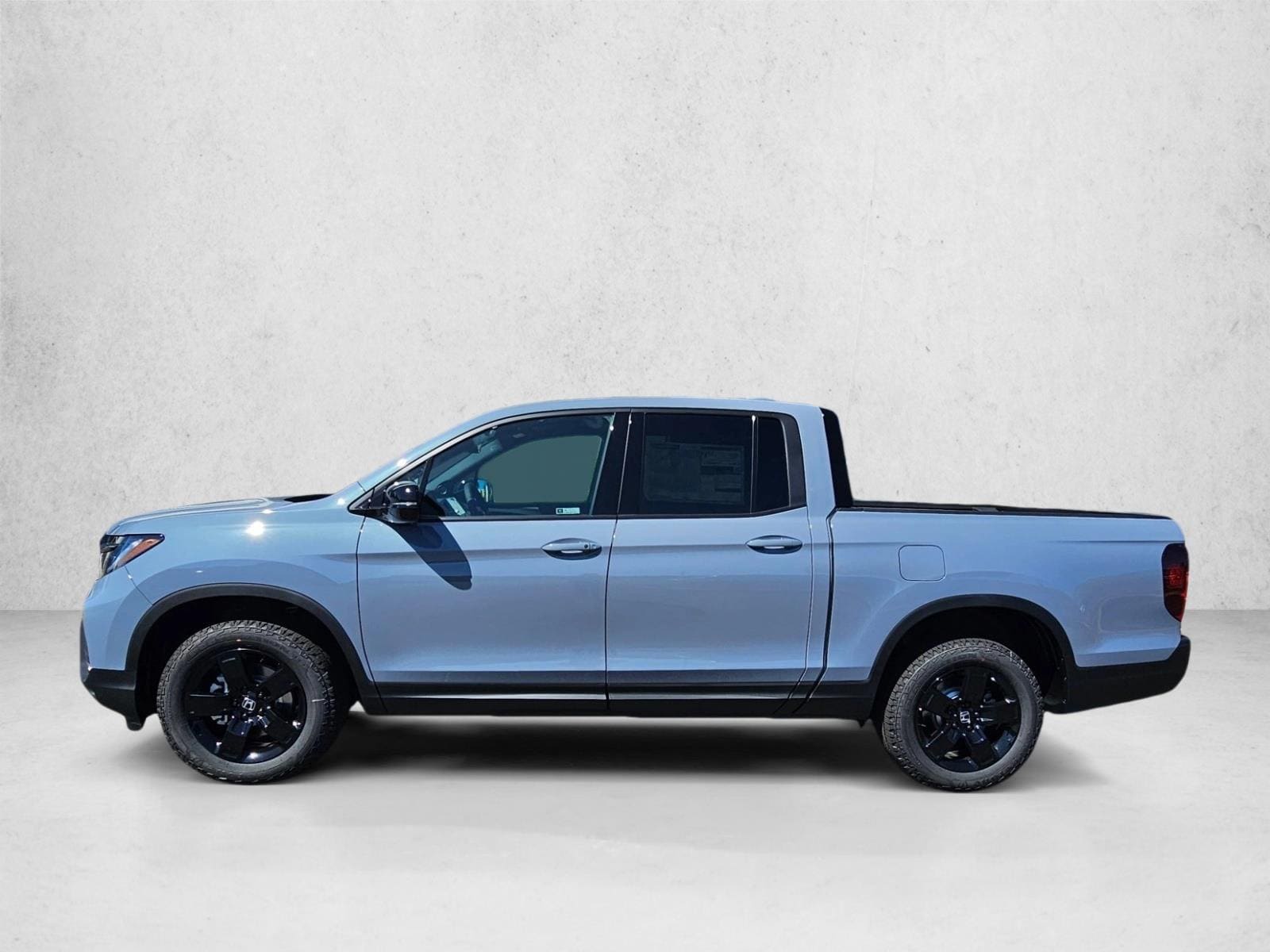 2026 Honda Ridgeline Black Edition - Photo 2