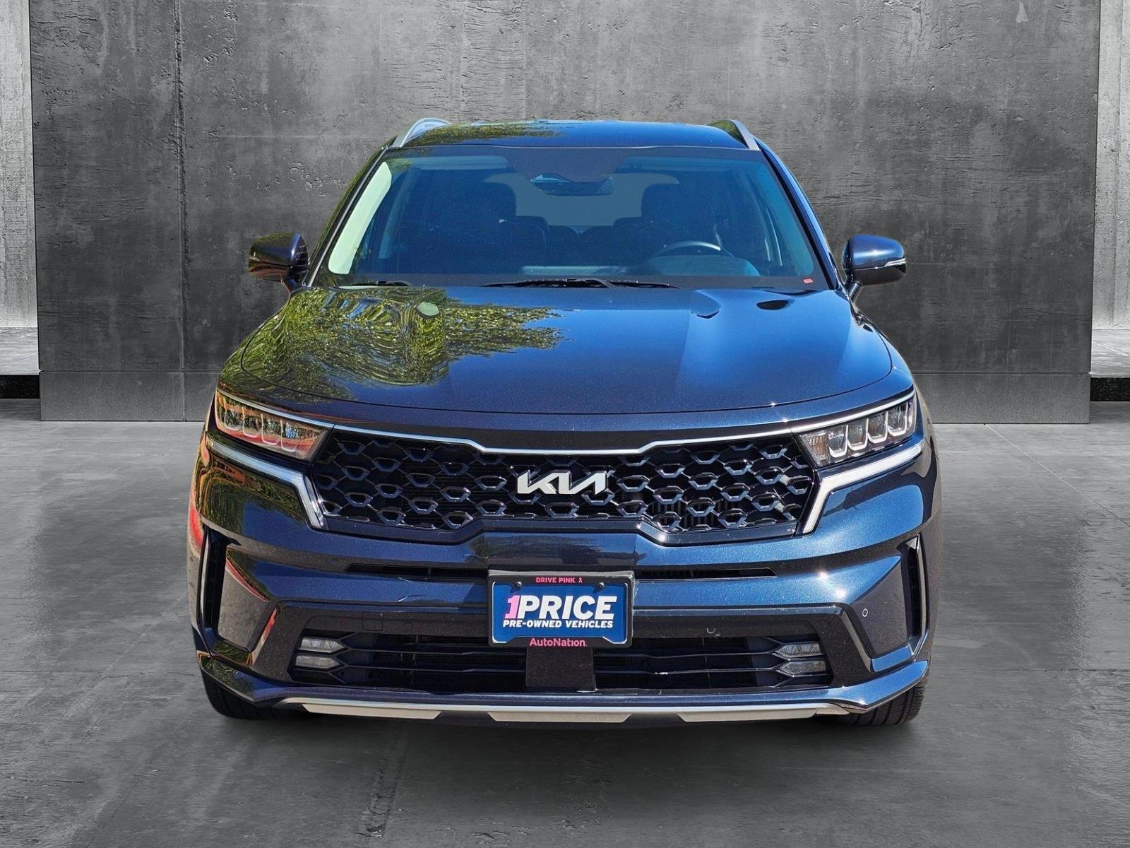 2023 Kia Sorento Hybrid EX photo 2