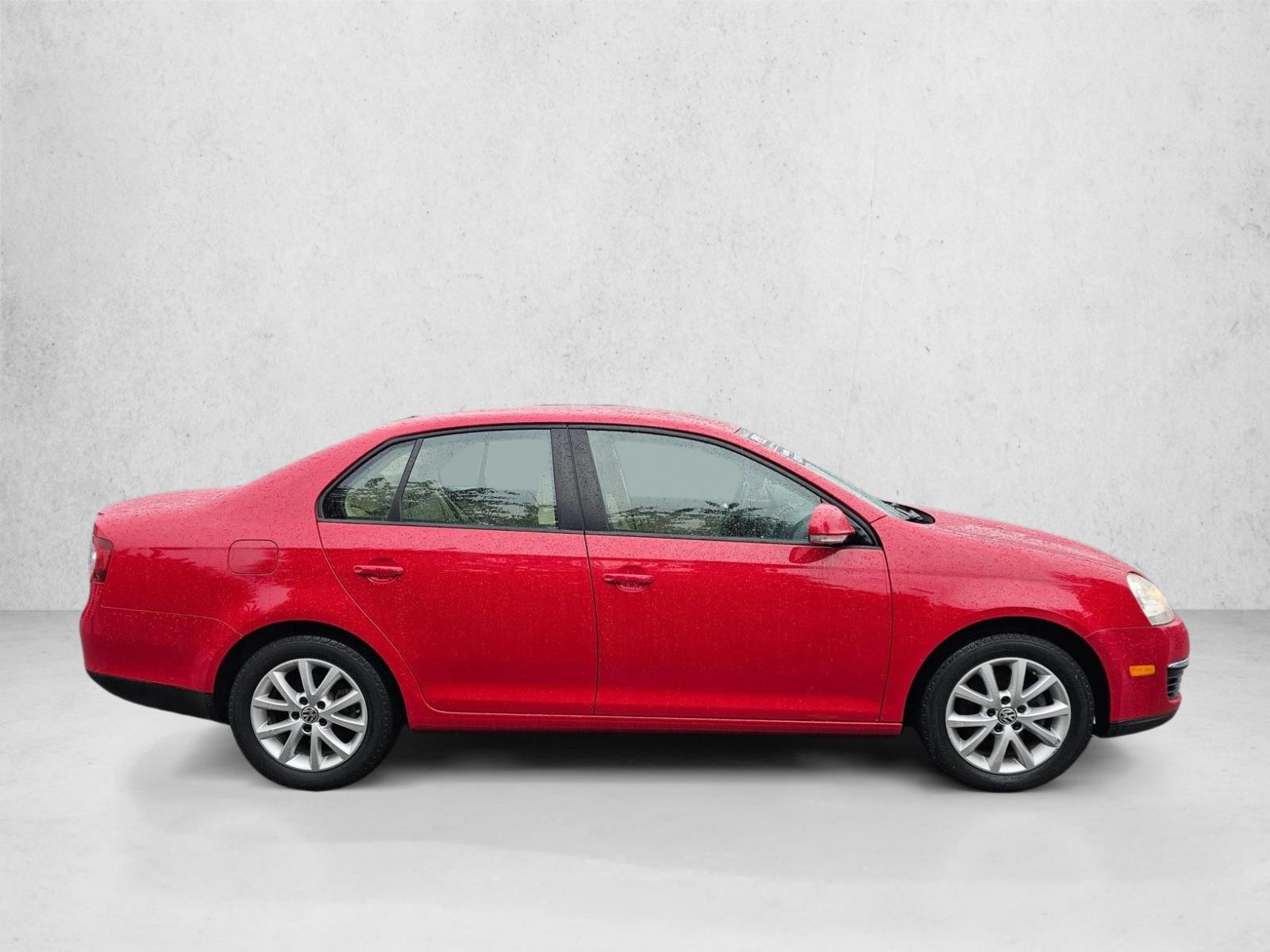 2010 Volkswagen Jetta Limited photo 4