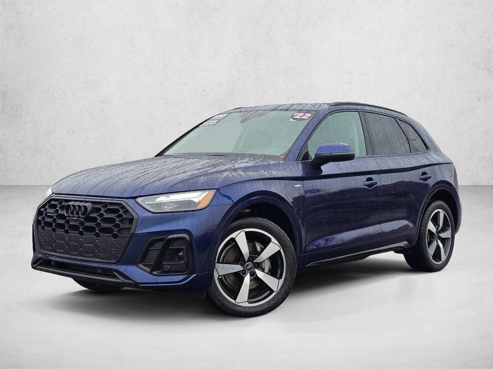 2022 Audi Q5 Premium Plus's photo