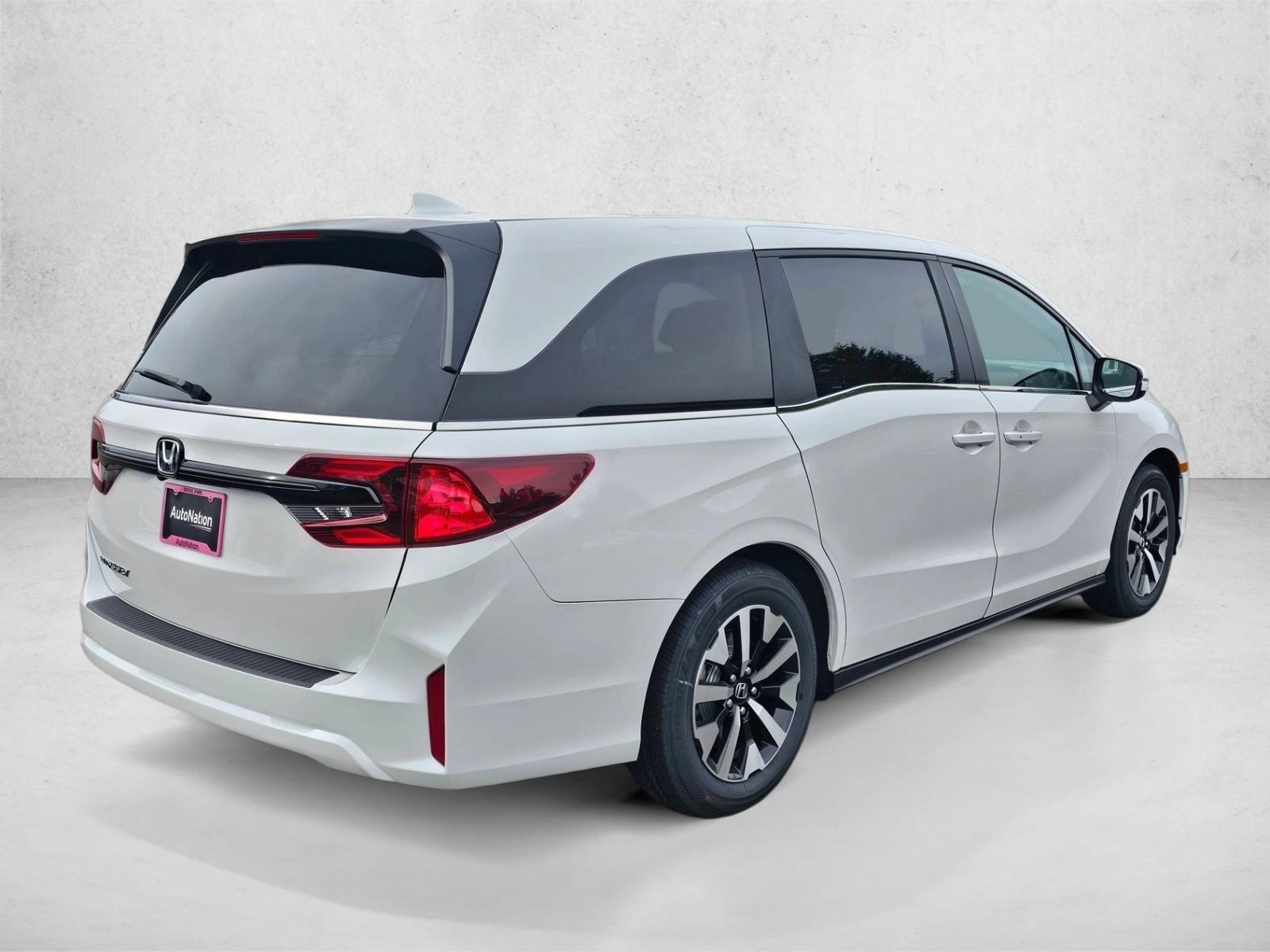 2026 Honda Odyssey EX-L - Photo 6