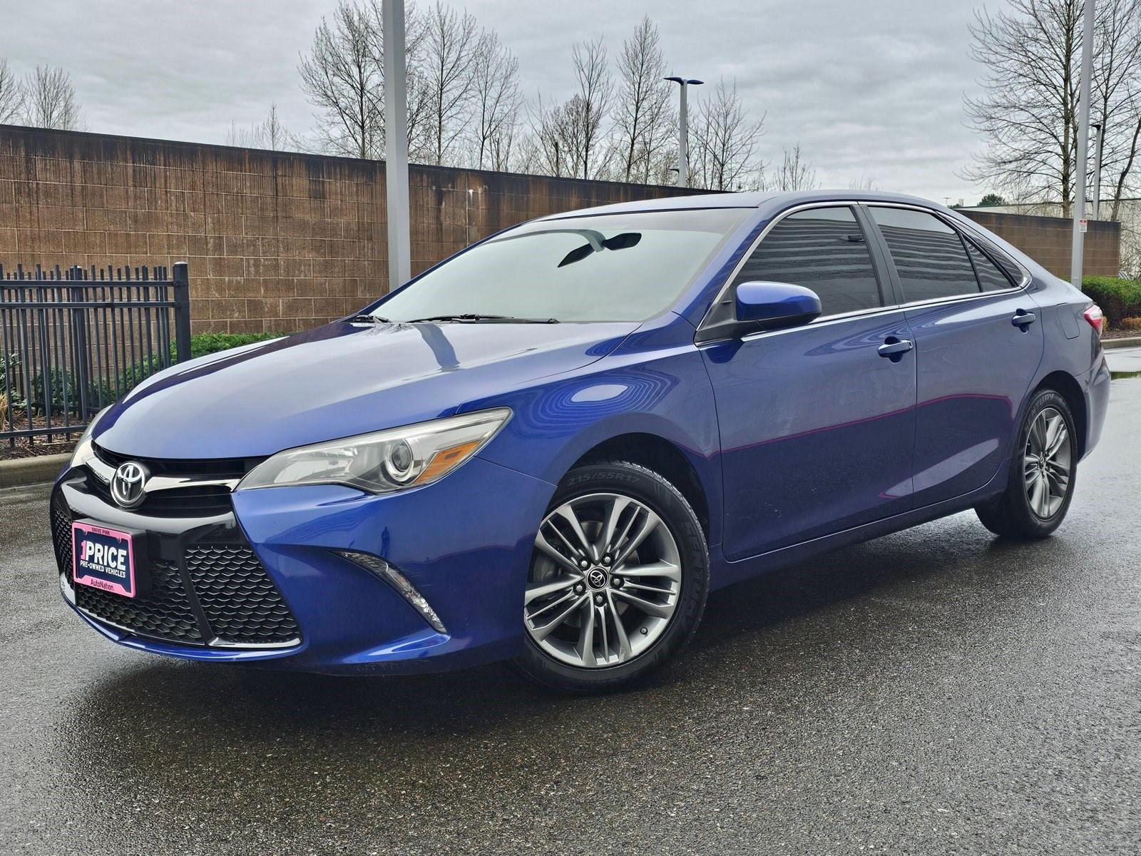 2015 Toyota Camry SE