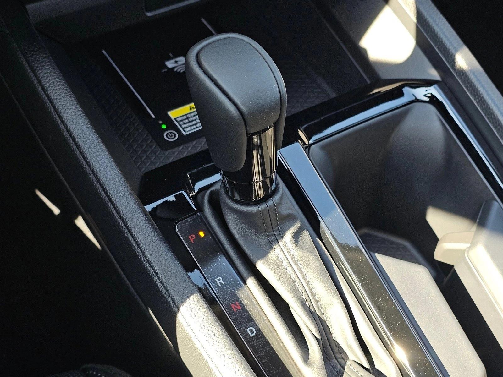 2025 Honda Accord Hybrid EX-L - Photo 15