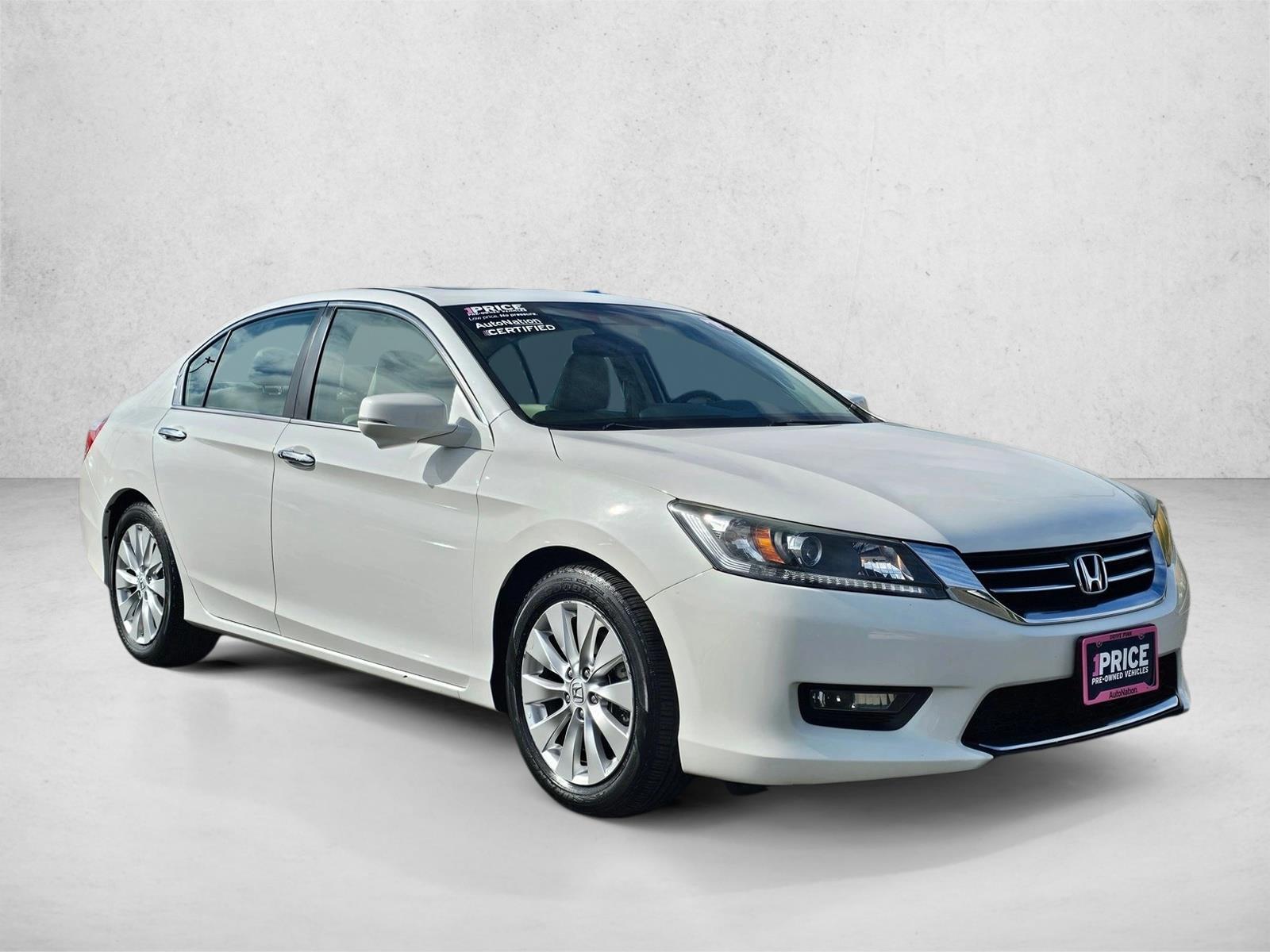 2015 Honda Accord EX-L photo 2
