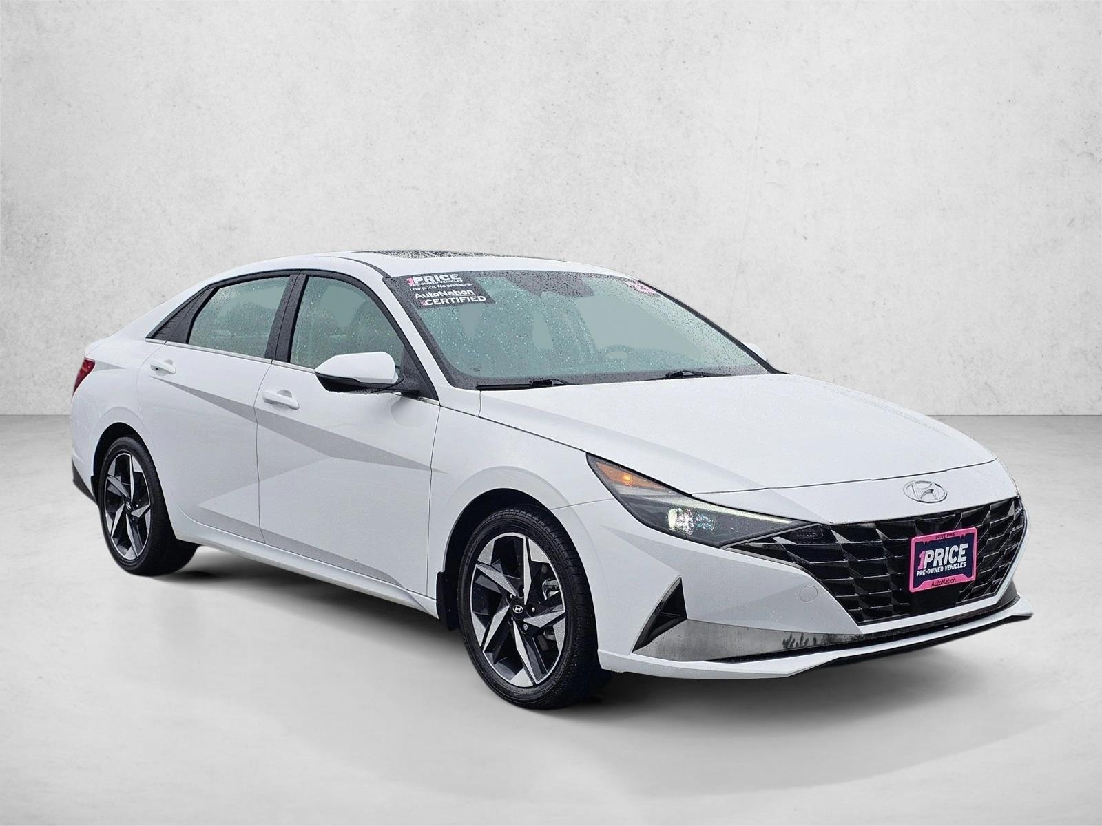 2023 Hyundai Elantra Limited photo 3