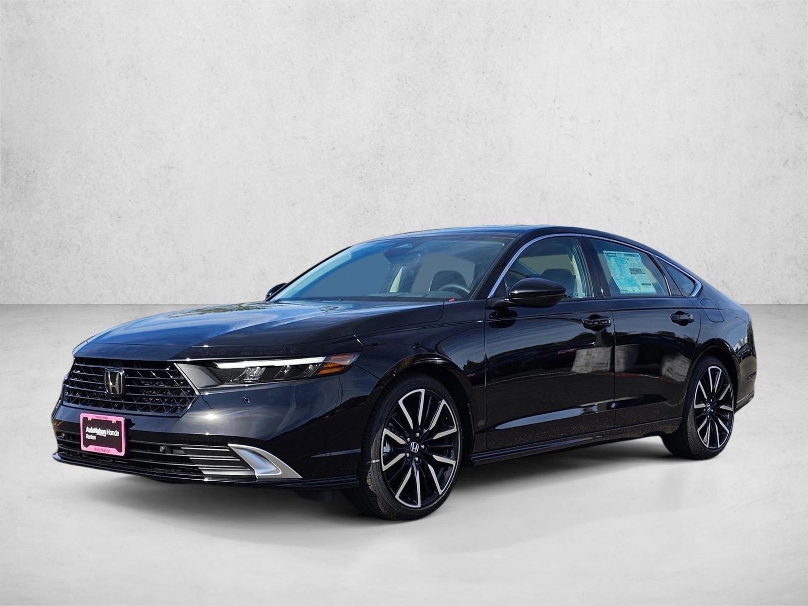 2025 Honda Accord Hybrid Touring's photo