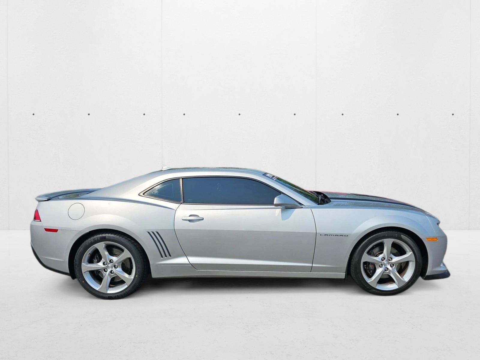 2015 Chevrolet Camaro 2SS photo 4