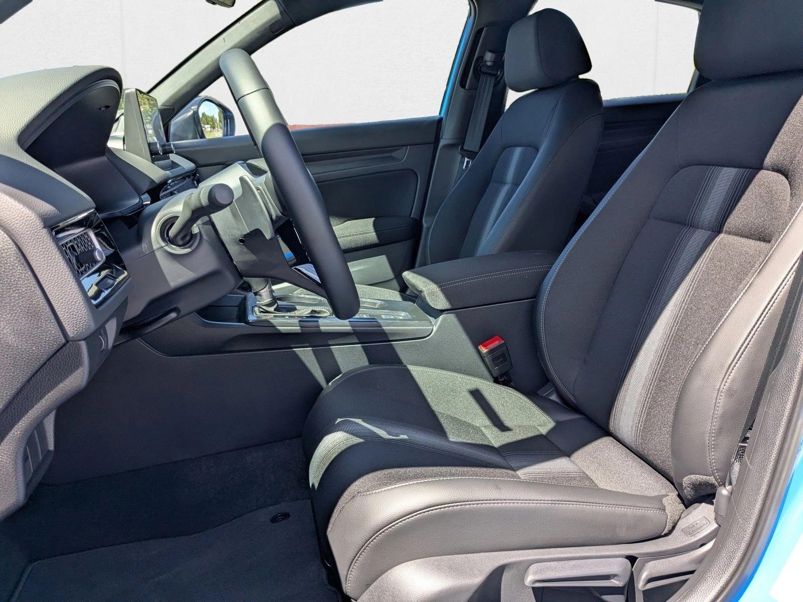 2025 Honda Civic Sport Hatchback photo 4