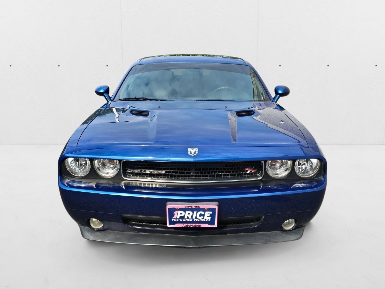 2010 Dodge Challenger R/T photo 2