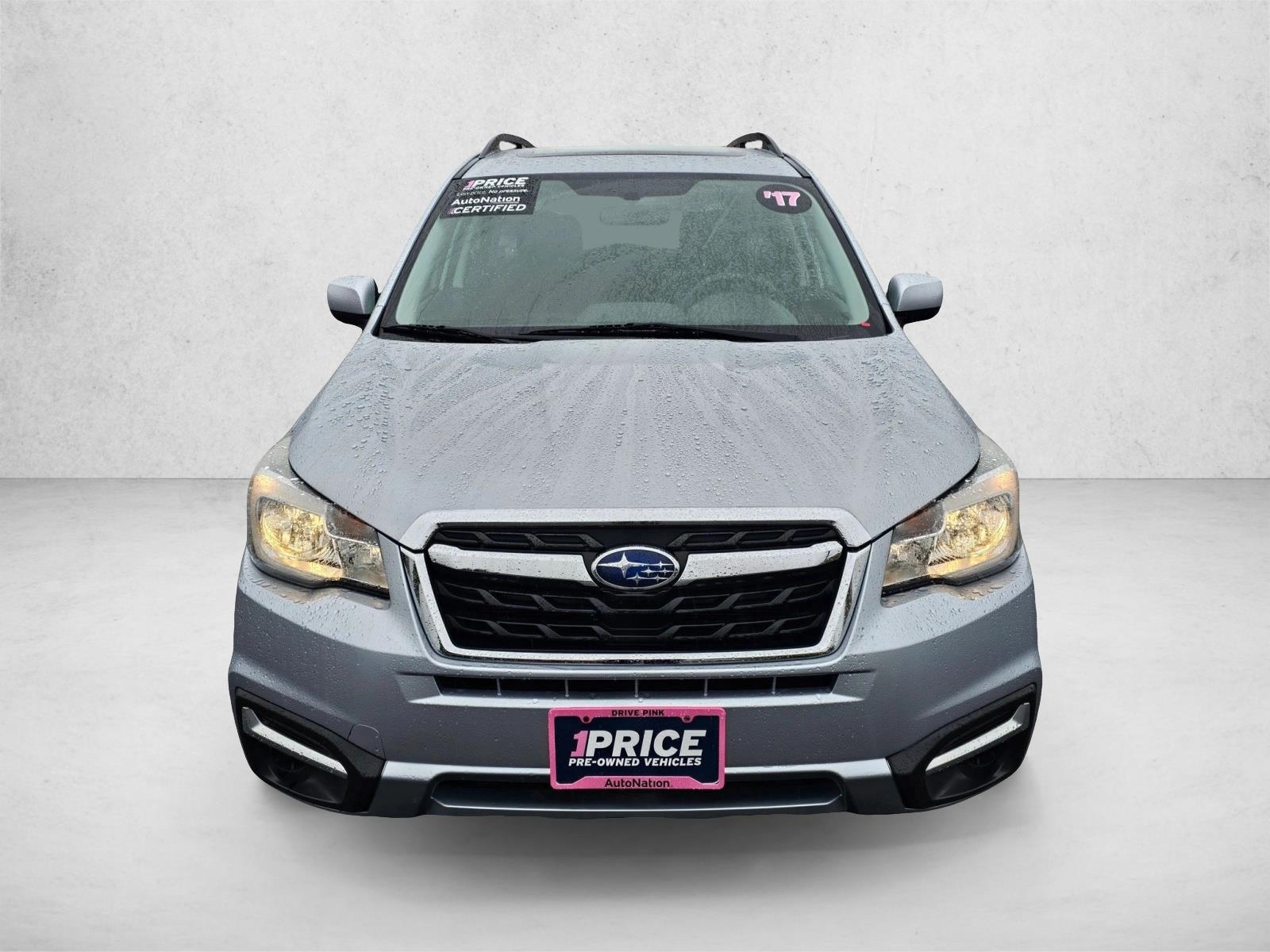 2017 Subaru Forester 2.5i Premium photo 2