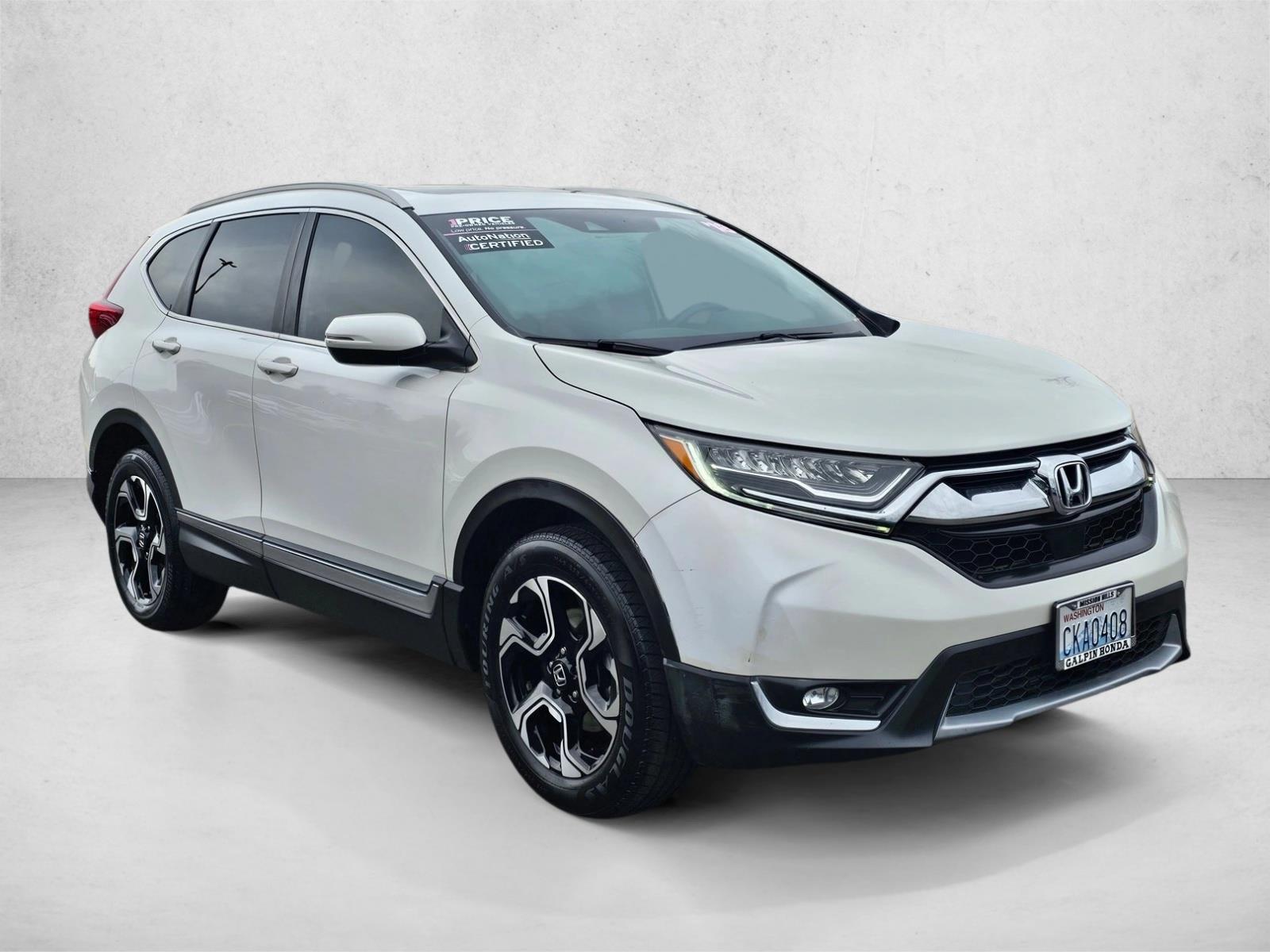 2018 Honda CR-V Touring photo 2