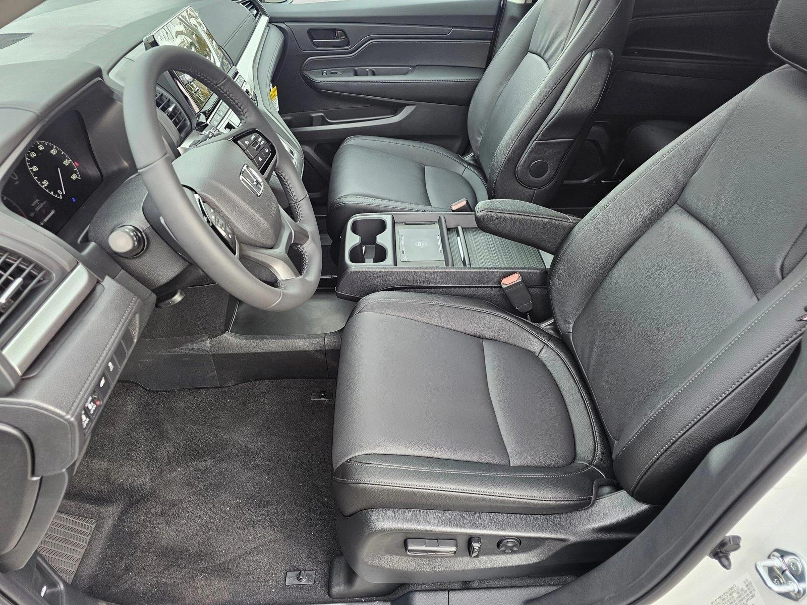 2026 Honda Odyssey EX-L - Photo 13