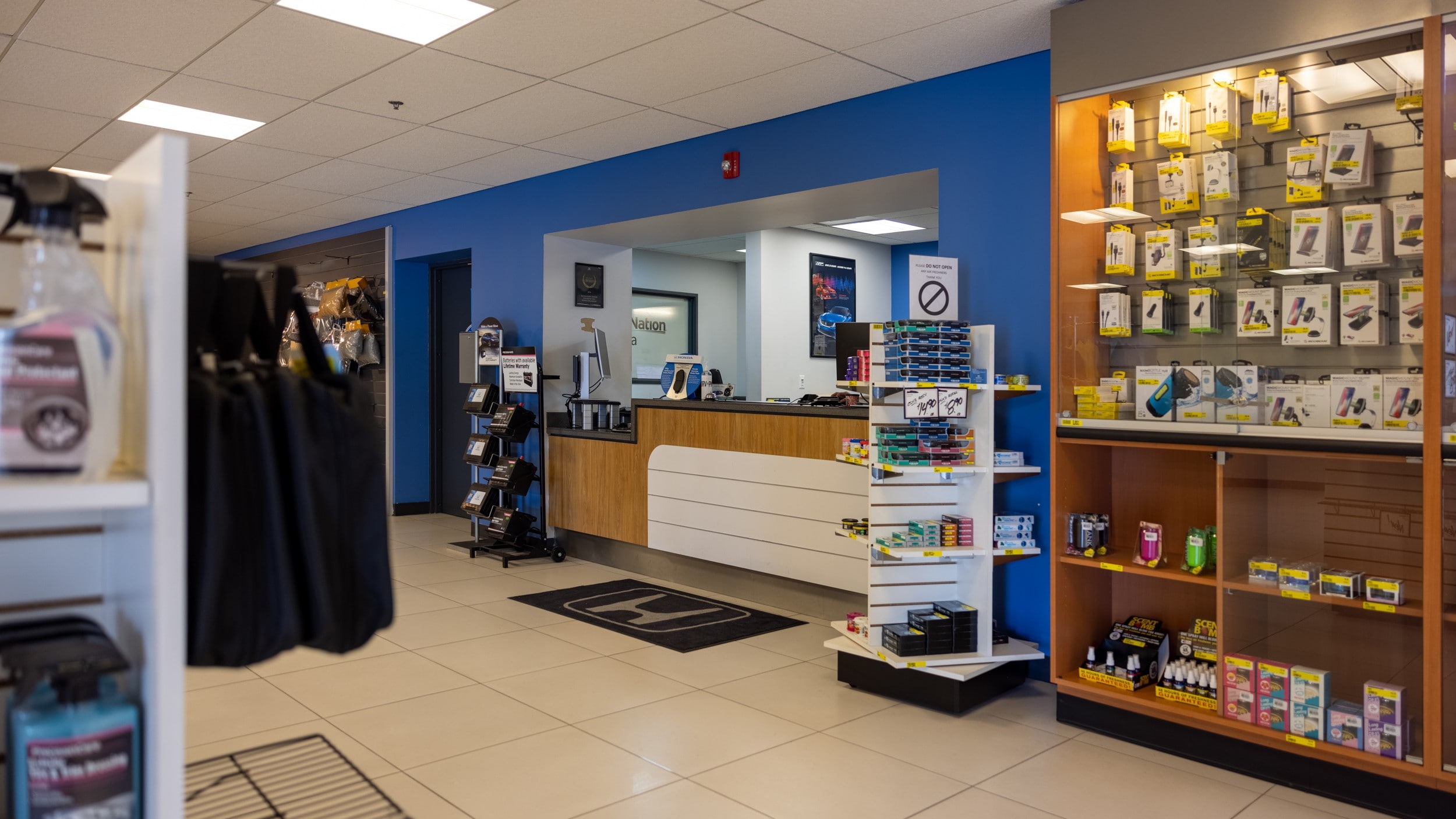 Exterior view of AutoNation Honda Renton