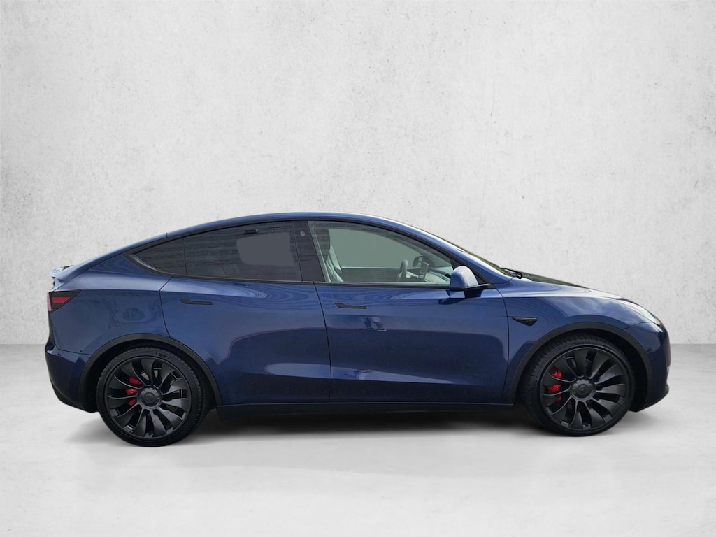 Used 2022 Tesla Model Y Performance SUV