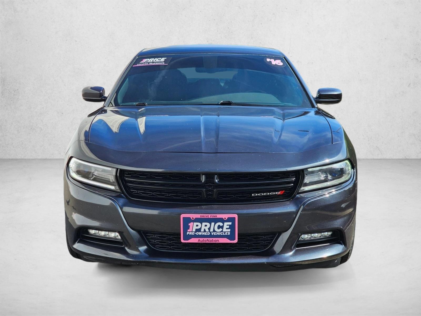 Used 2016 Dodge Charger SXT with VIN 2C3CDXHGXGH215715 for sale in Renton, WA