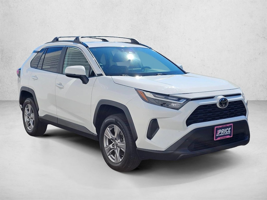 Used 2022 Toyota RAV4 XLE SUV