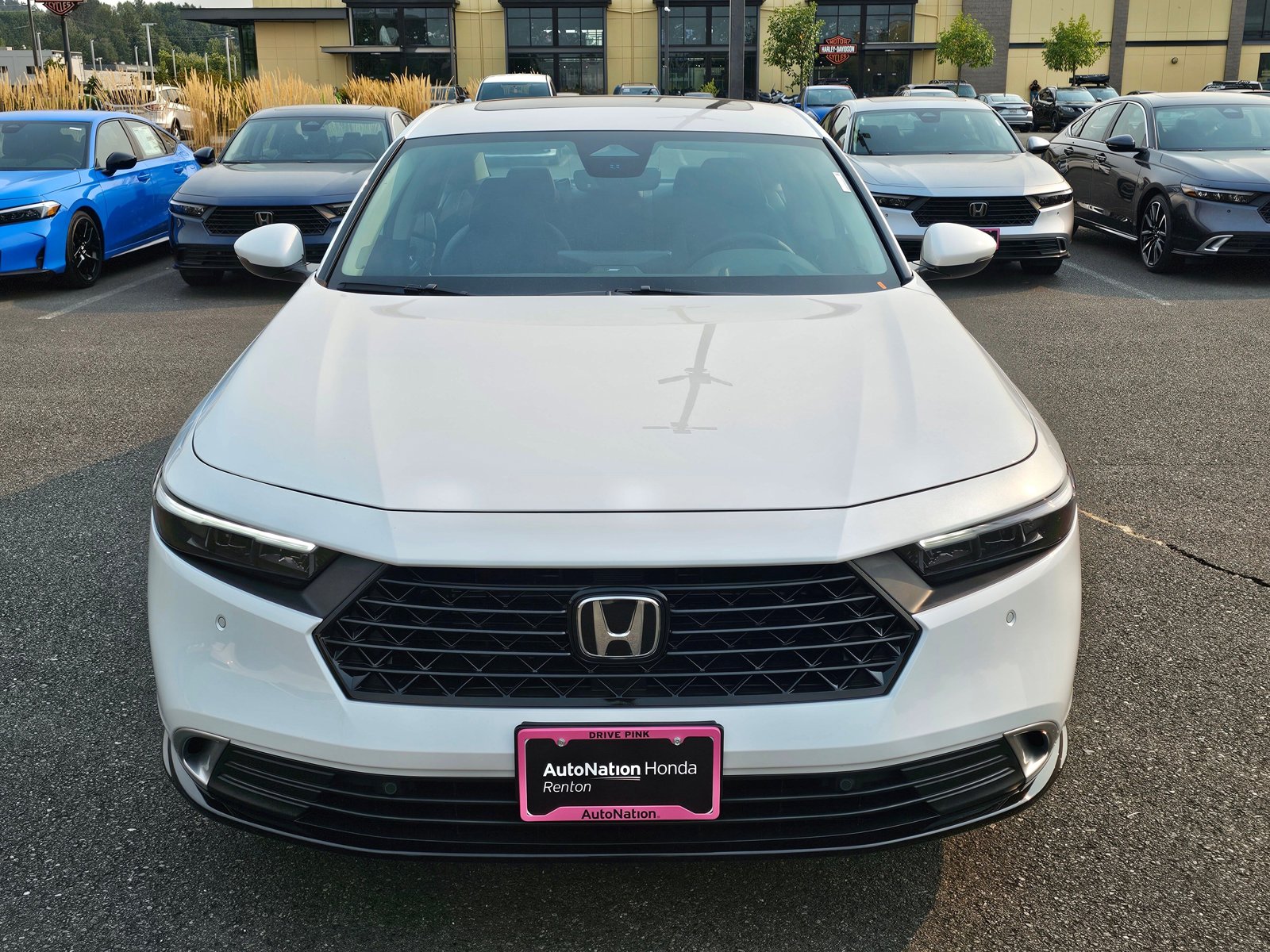 2025 Honda Accord Hybrid Touring photo 2