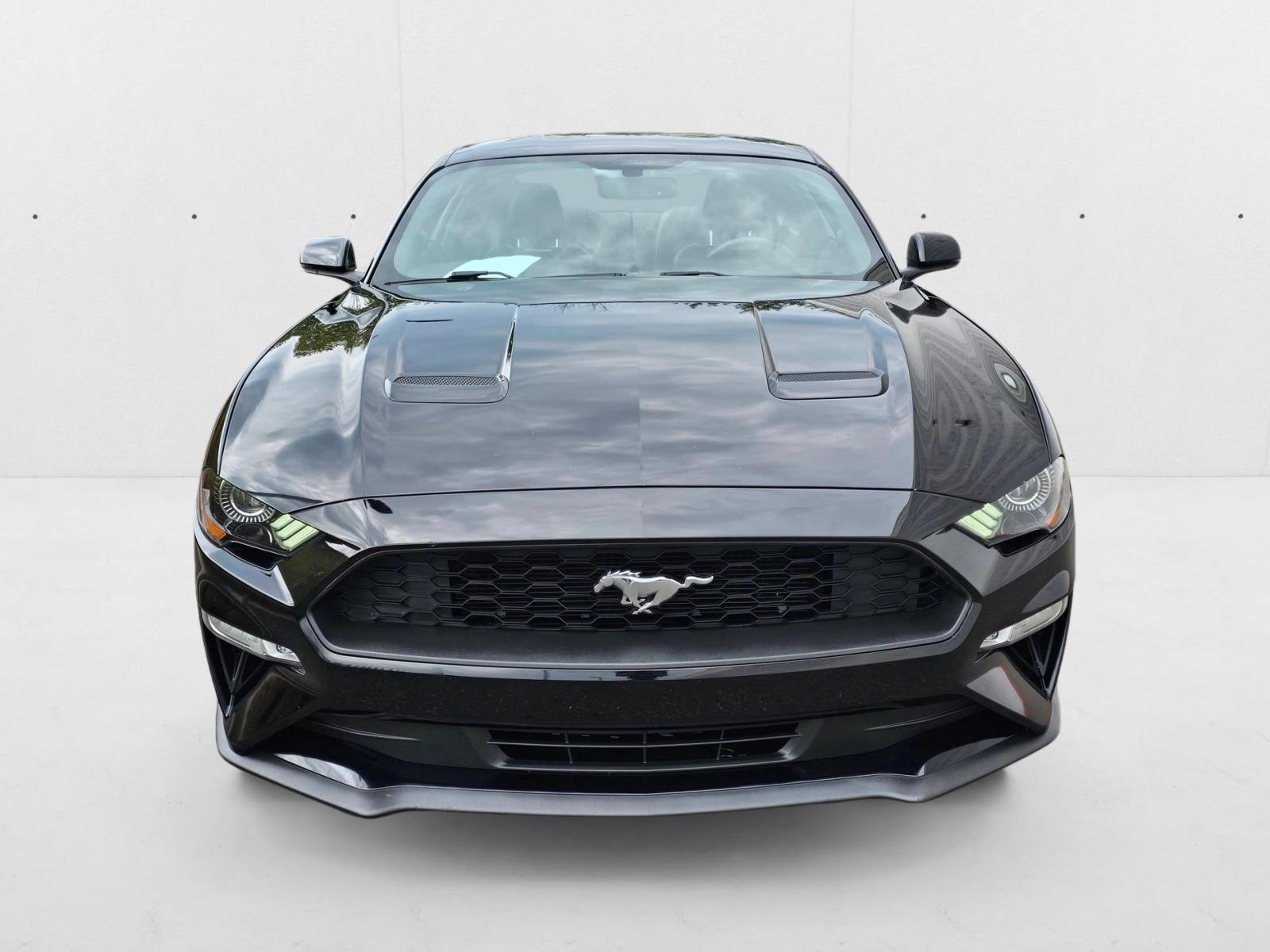 2018 Ford Mustang EcoBoost Premium photo 2