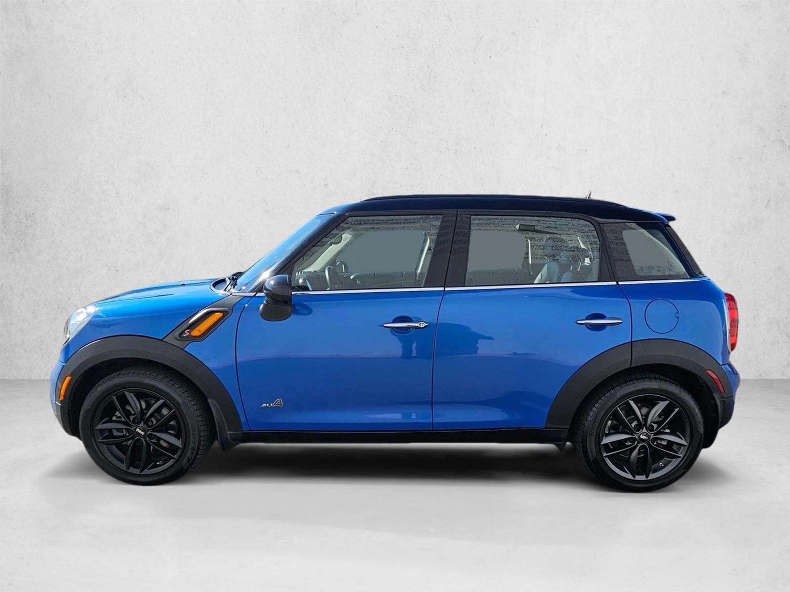 Used 2013 MINI Countryman Countryman S with VIN WMWZC5C56DWP32152 for sale in Renton, WA