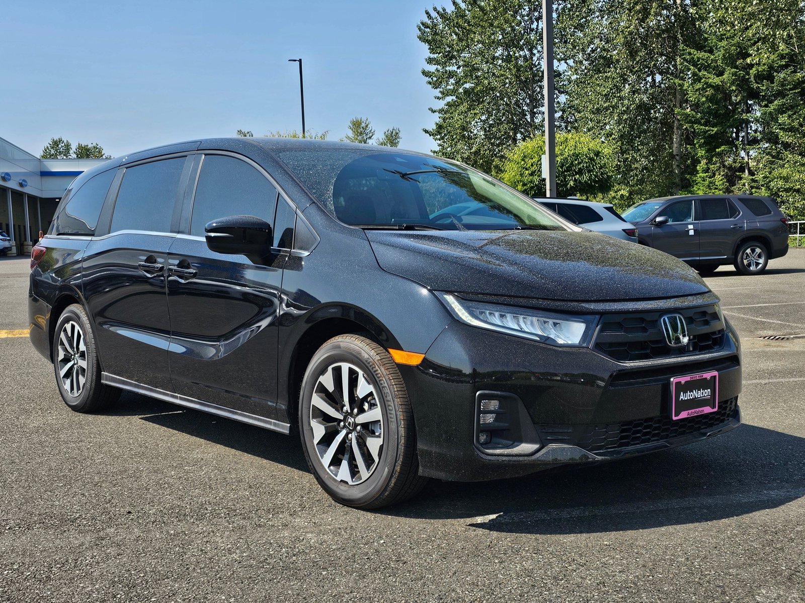 2025 Honda Odyssey EX-L photo 2