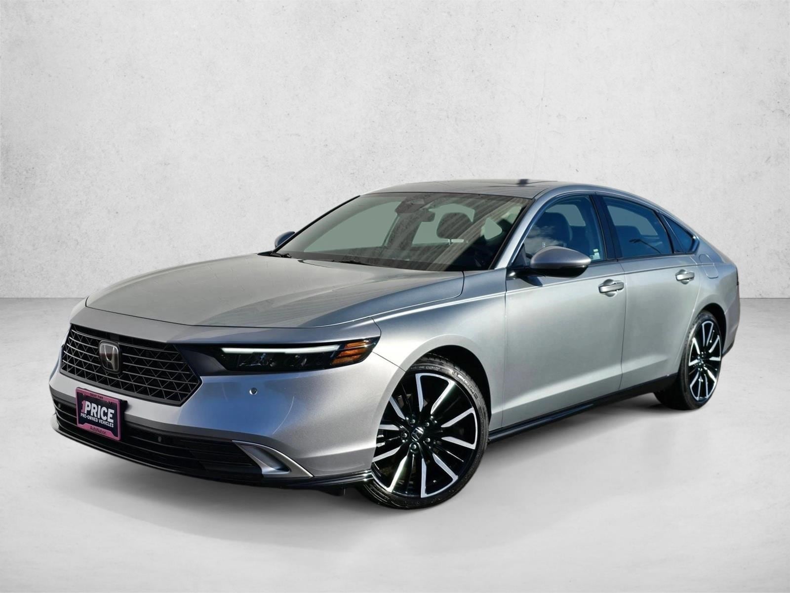 2024 Honda Accord Hybrid Touring's photo