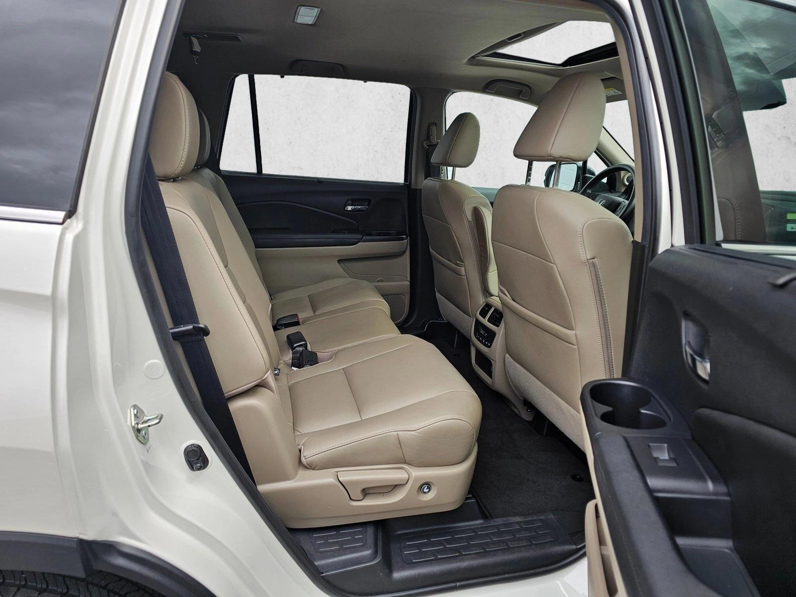 2019 Honda Pilot EX-L - Photo 11