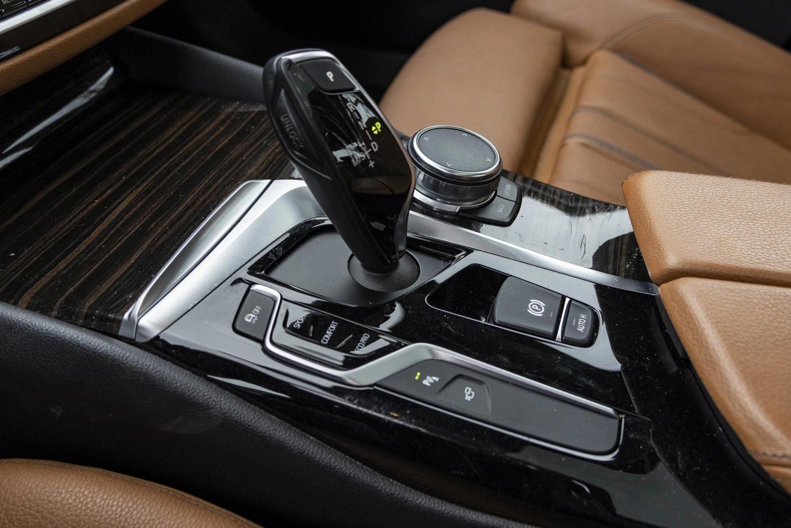 2017 BMW 530I - Image 20