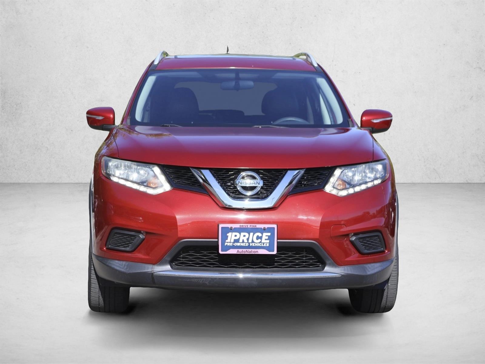 Used 2014 Nissan Rogue SV with VIN 5N1AT2MV7EC809929 for sale in Des Plaines, IL