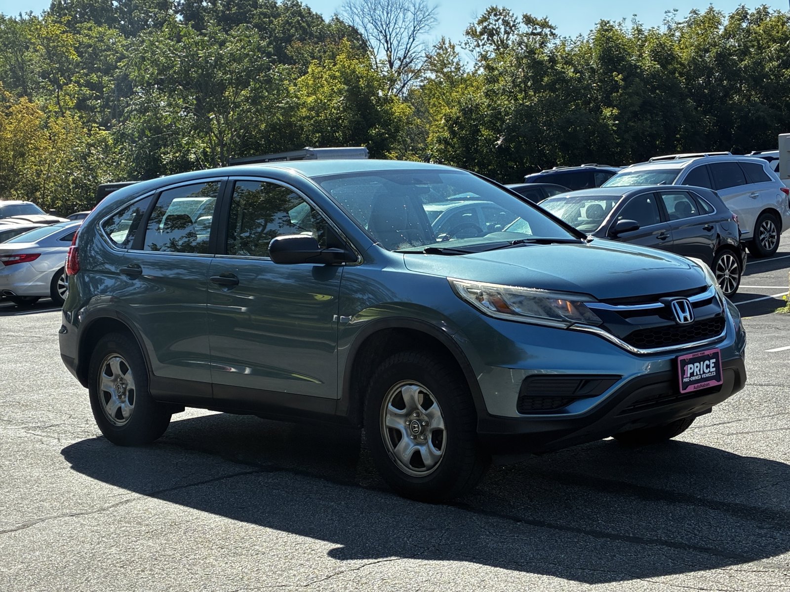 2015 Honda CR-V LX photo 2