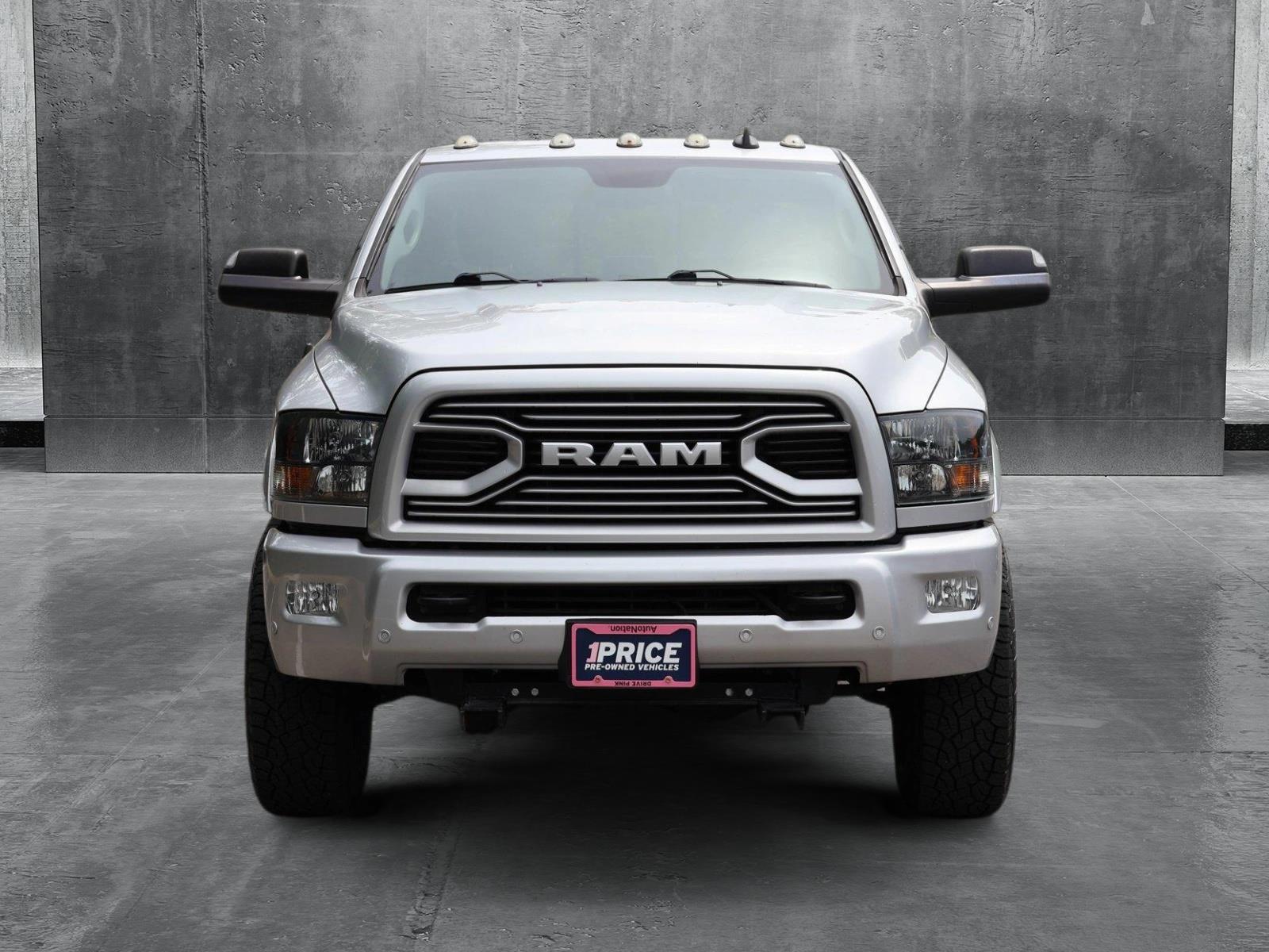 Used 2018 RAM Ram 2500 Pickup Big Horn with VIN 3C6UR5DJ6JG306910 for sale in Des Plaines, IL