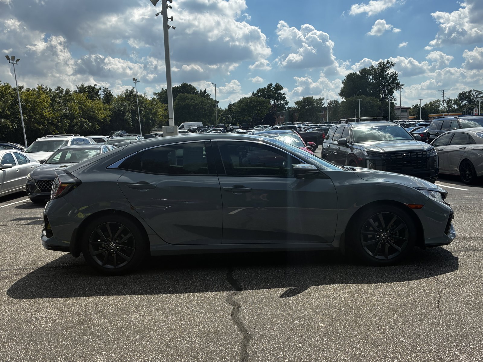 2021 Honda Civic EX Hatchback photo 4