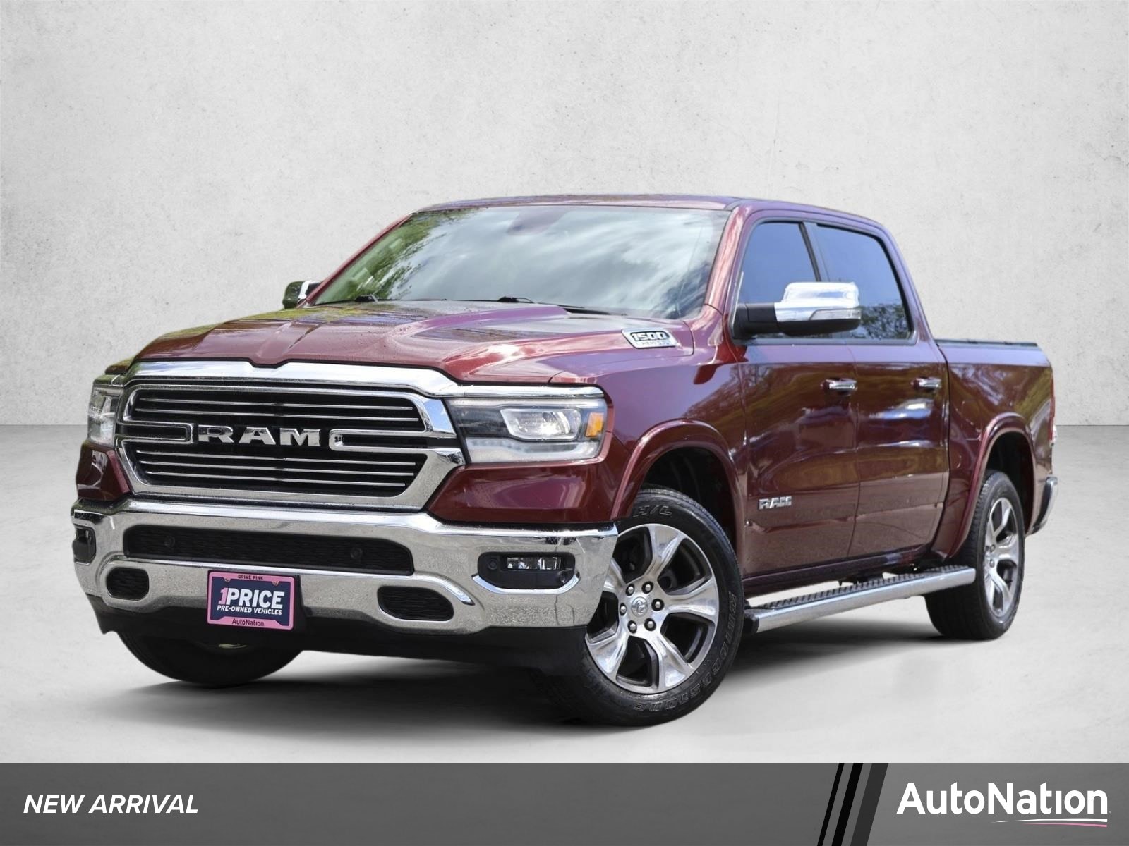 2020 RAM 1500 Laramie 4x4 Crew Cab 5'7's photo