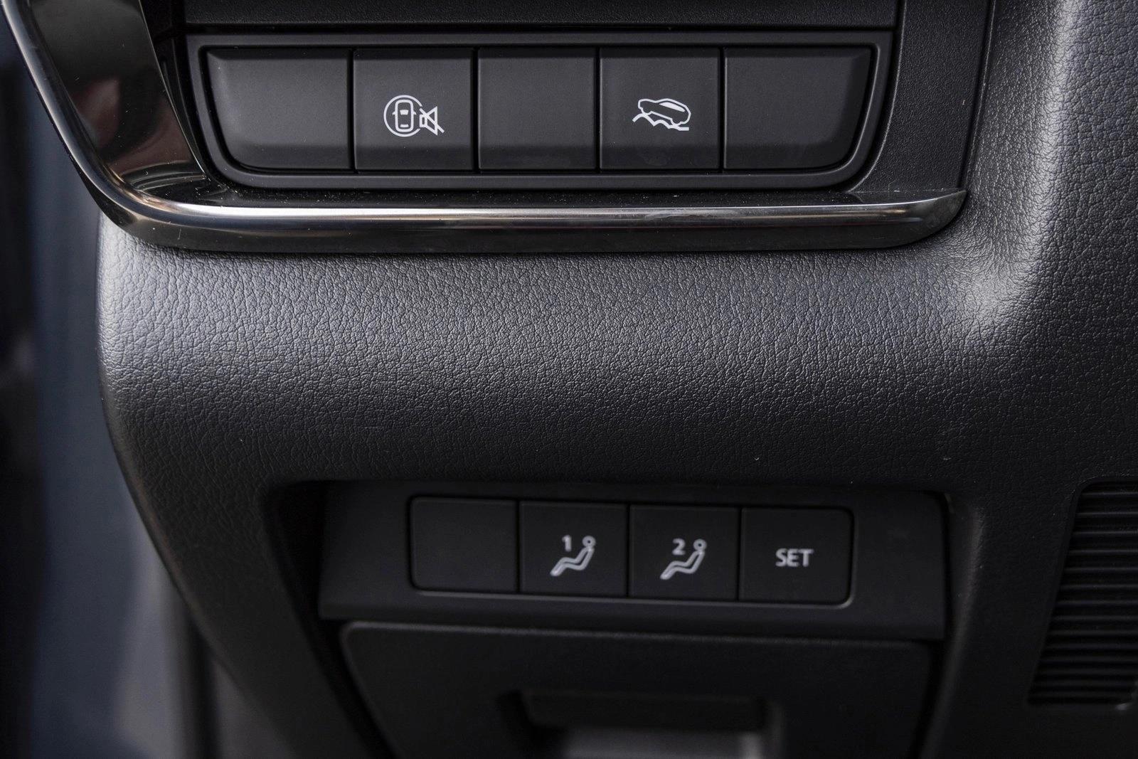 2025 MAZDA CX-30 - Image 13