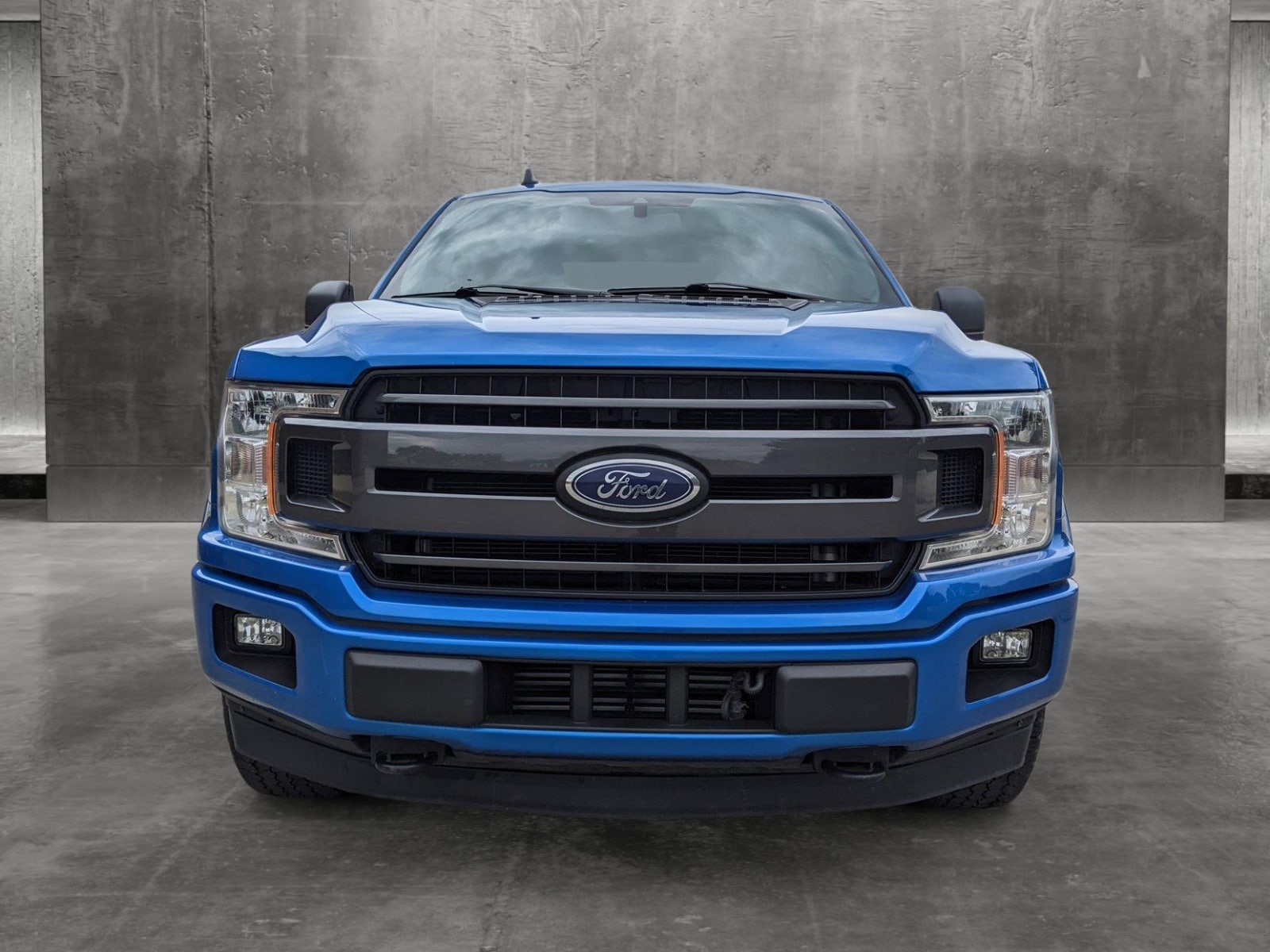 Used 2020 Ford F-150 XLT with VIN 1FTEW1EP2LFC36120 for sale in Des Plaines, IL