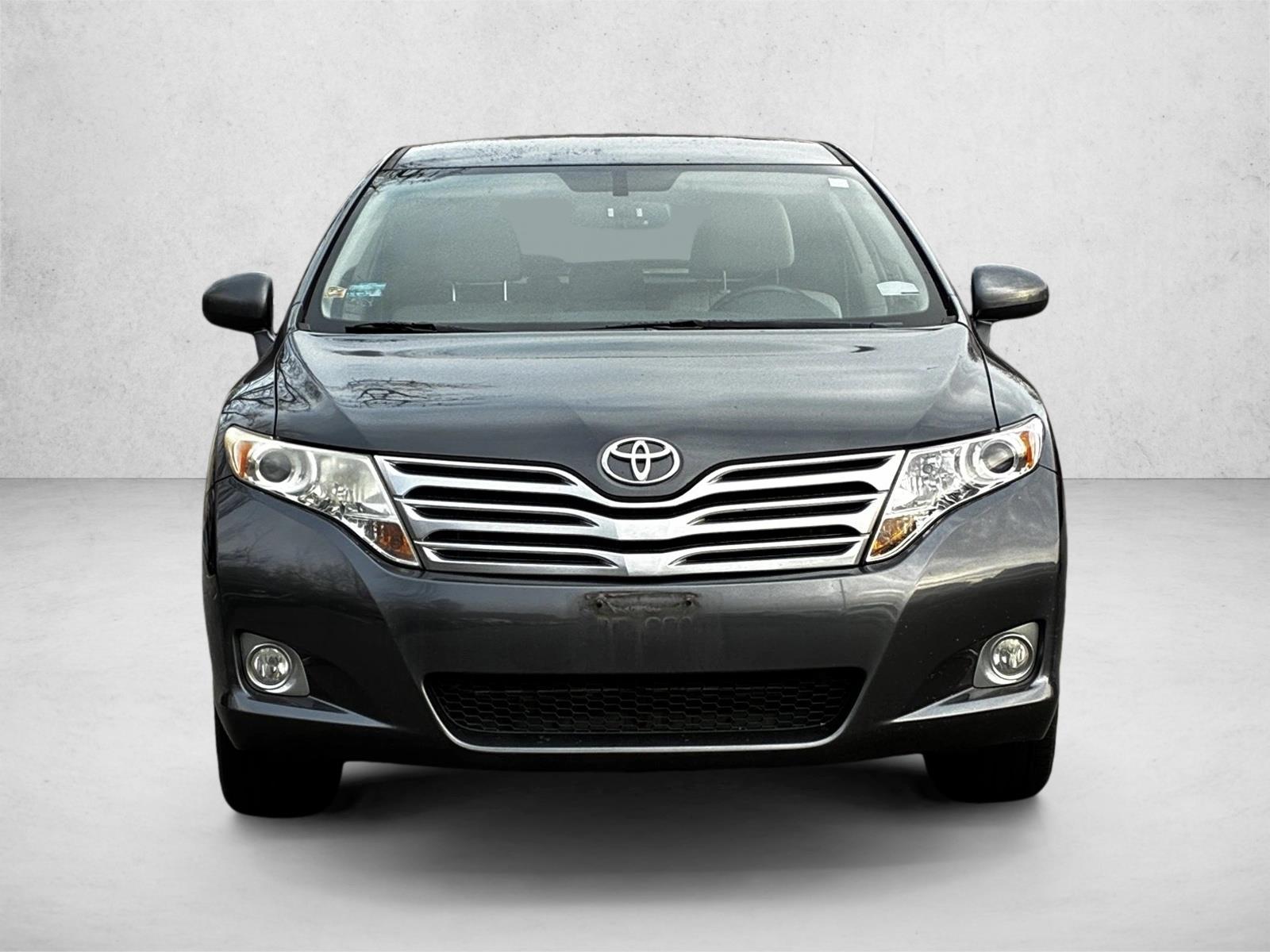 2011 Toyota Venza photo 2