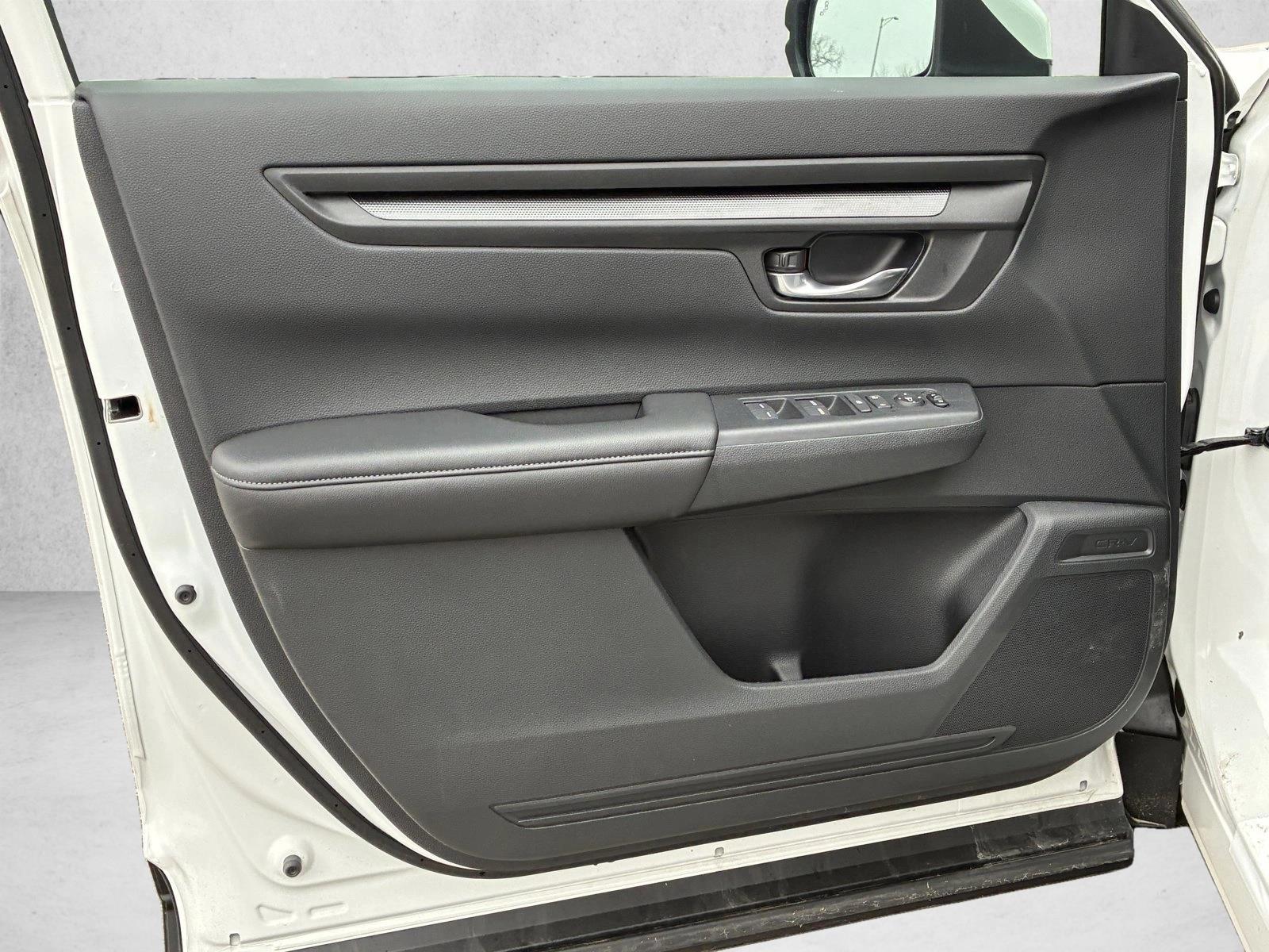 2026 Honda CR-V EX - Photo 11