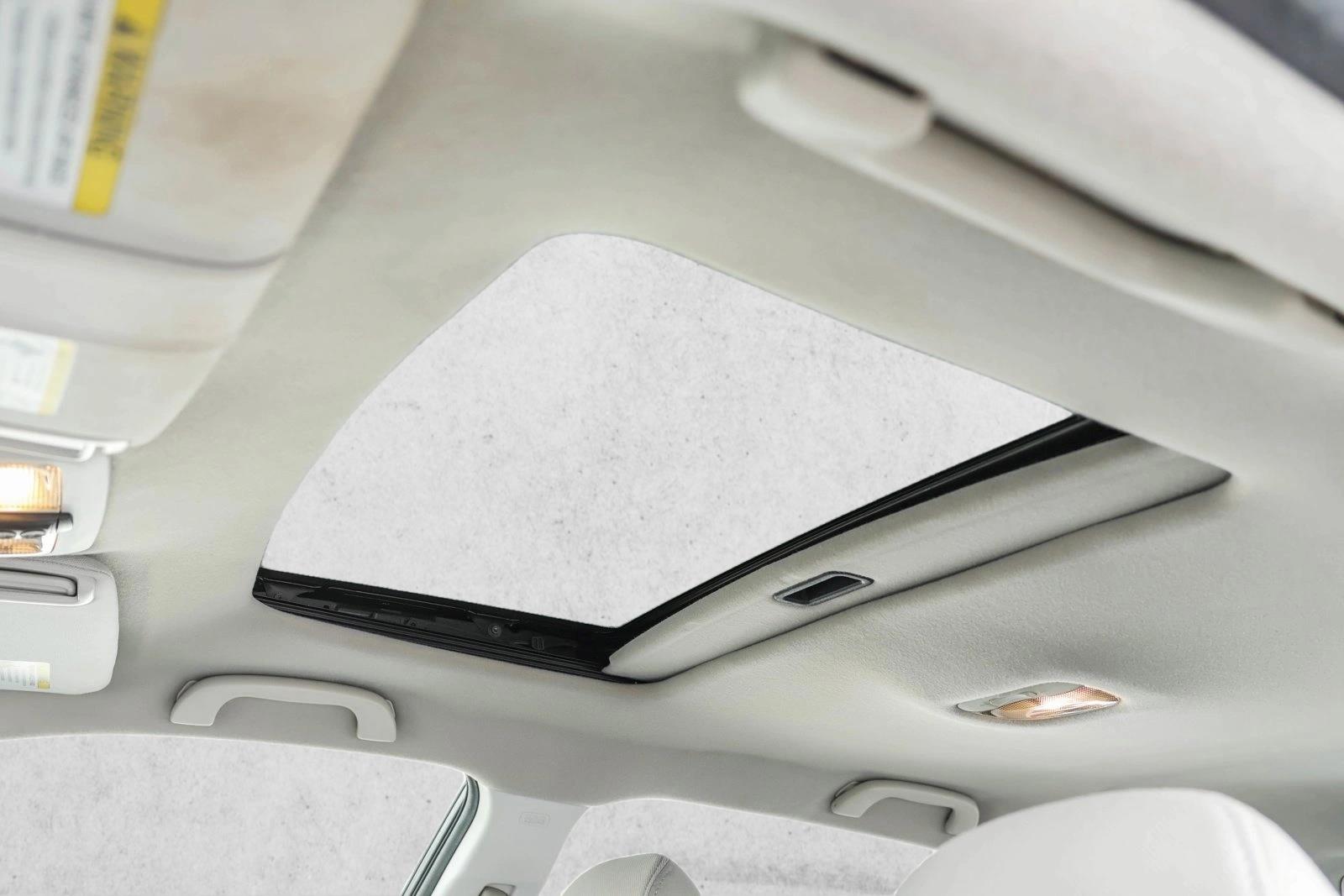 2015 SUBARU FORESTER - Image 22