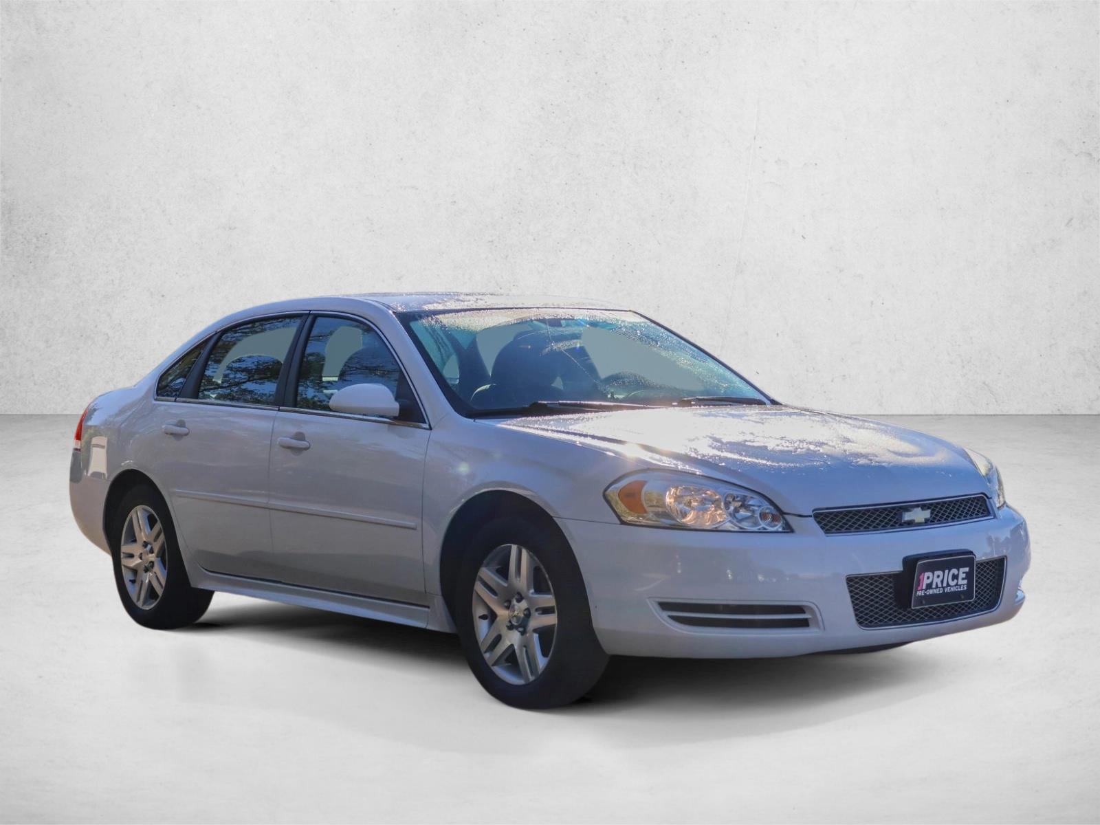 2016 Chevrolet Impala Limited Fleet photo 3