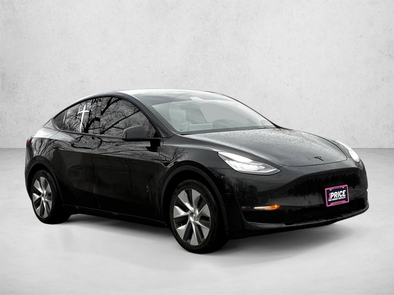 2021 Tesla Model Y Long Range photo 3