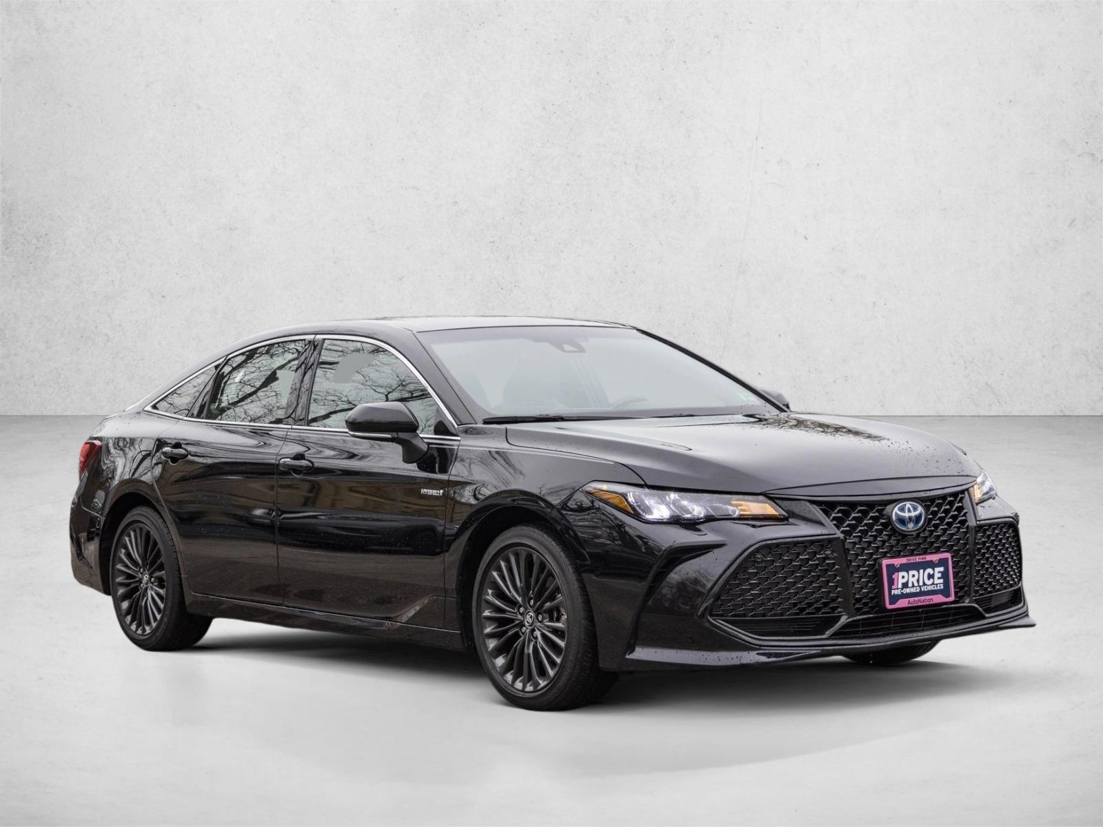 2019 TOYOTA AVALON - Image 3