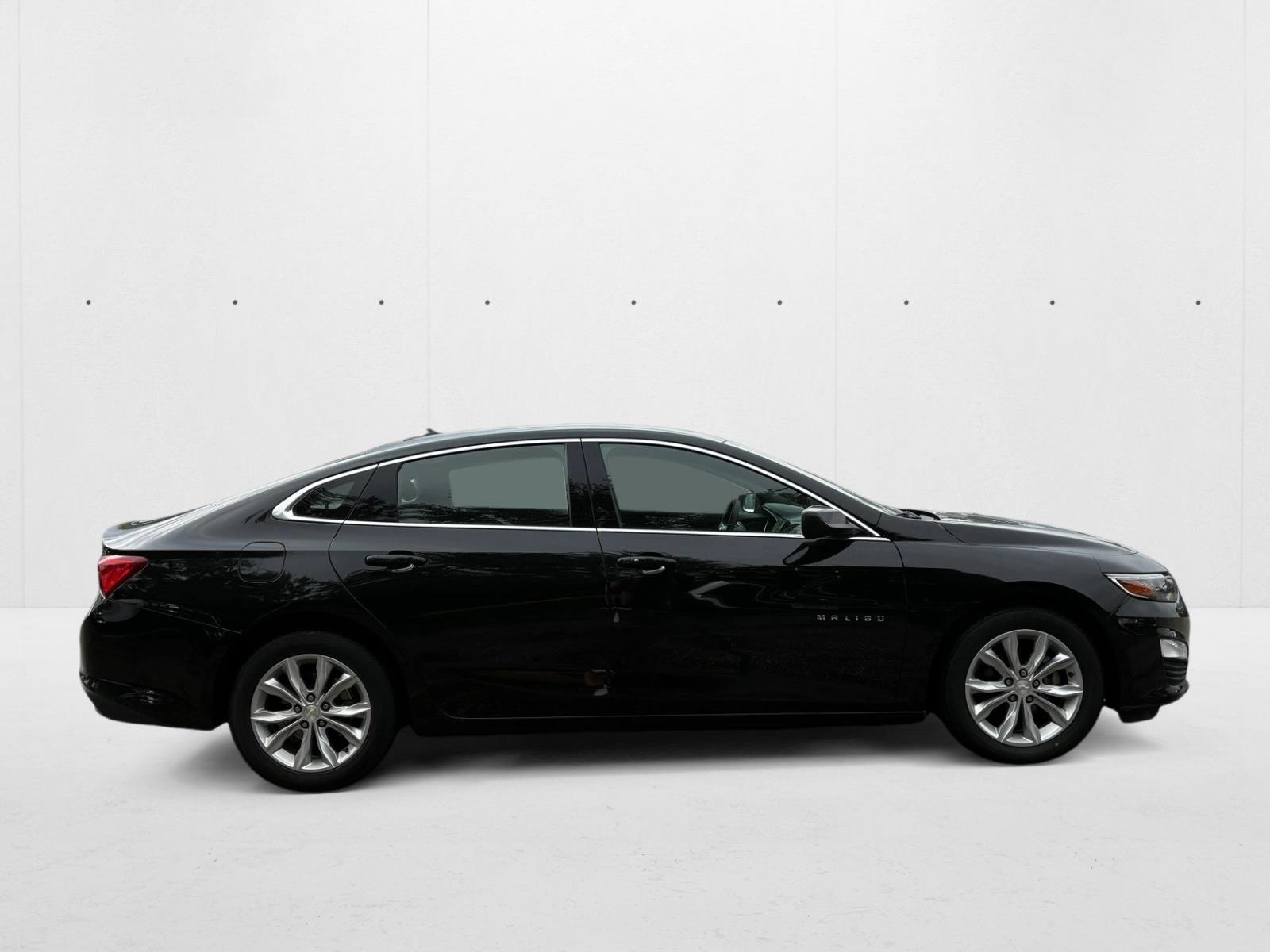 2023 Chevrolet Malibu 1LT photo 4