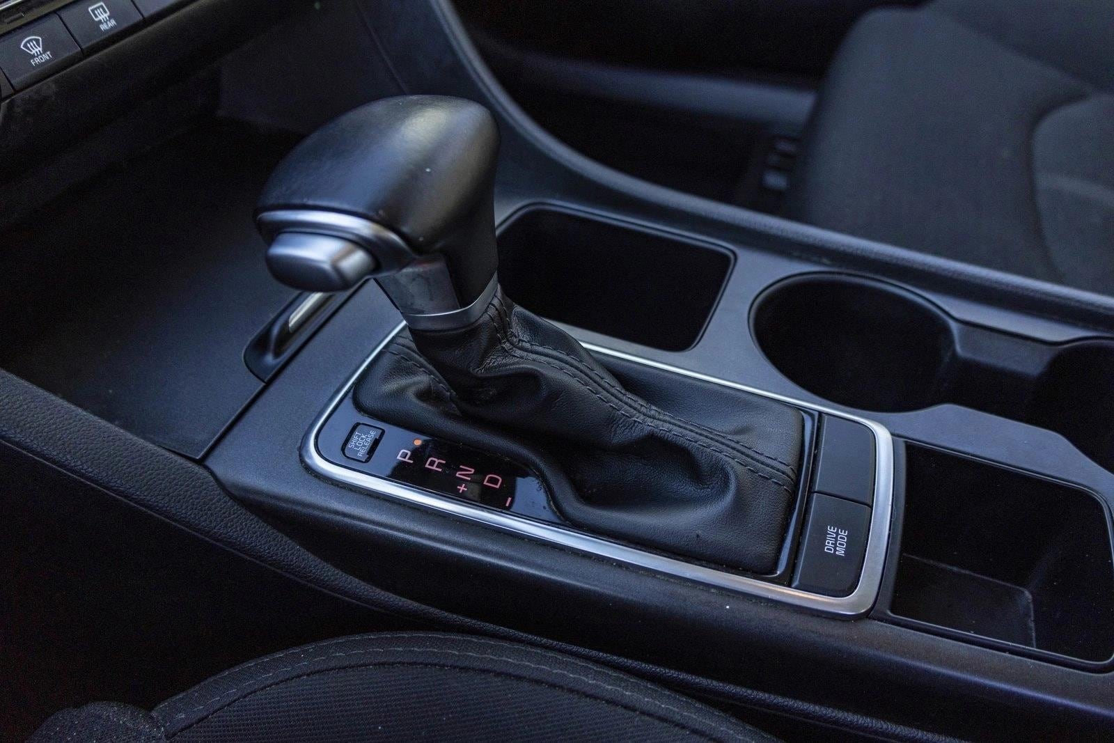 2017 KIA OPTIMA - Image 21