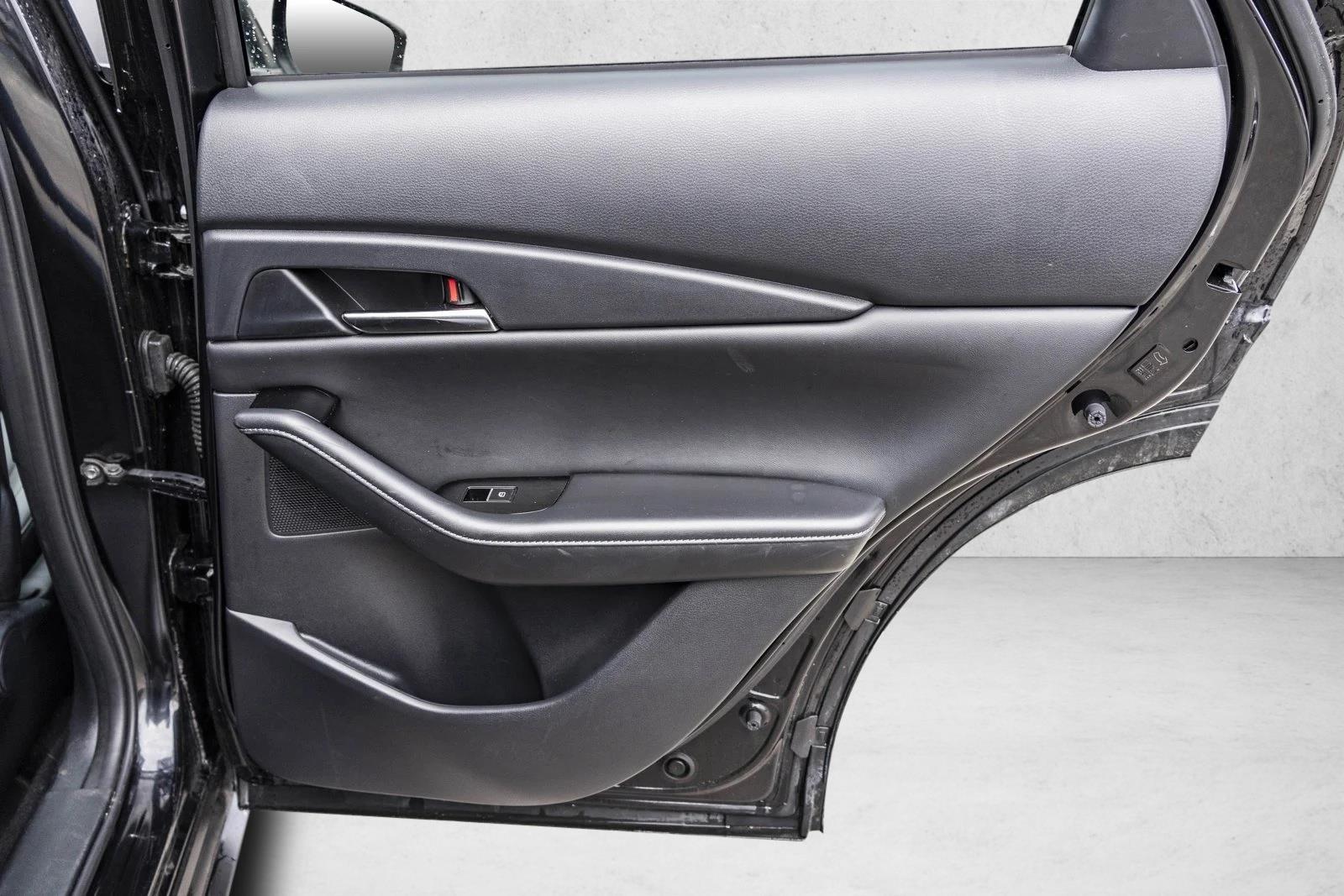 2025 MAZDA CX-30 - Image 27