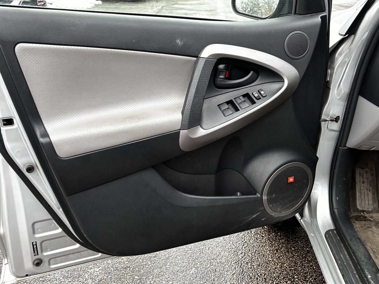 2007 TOYOTA RAV4 - Image 12