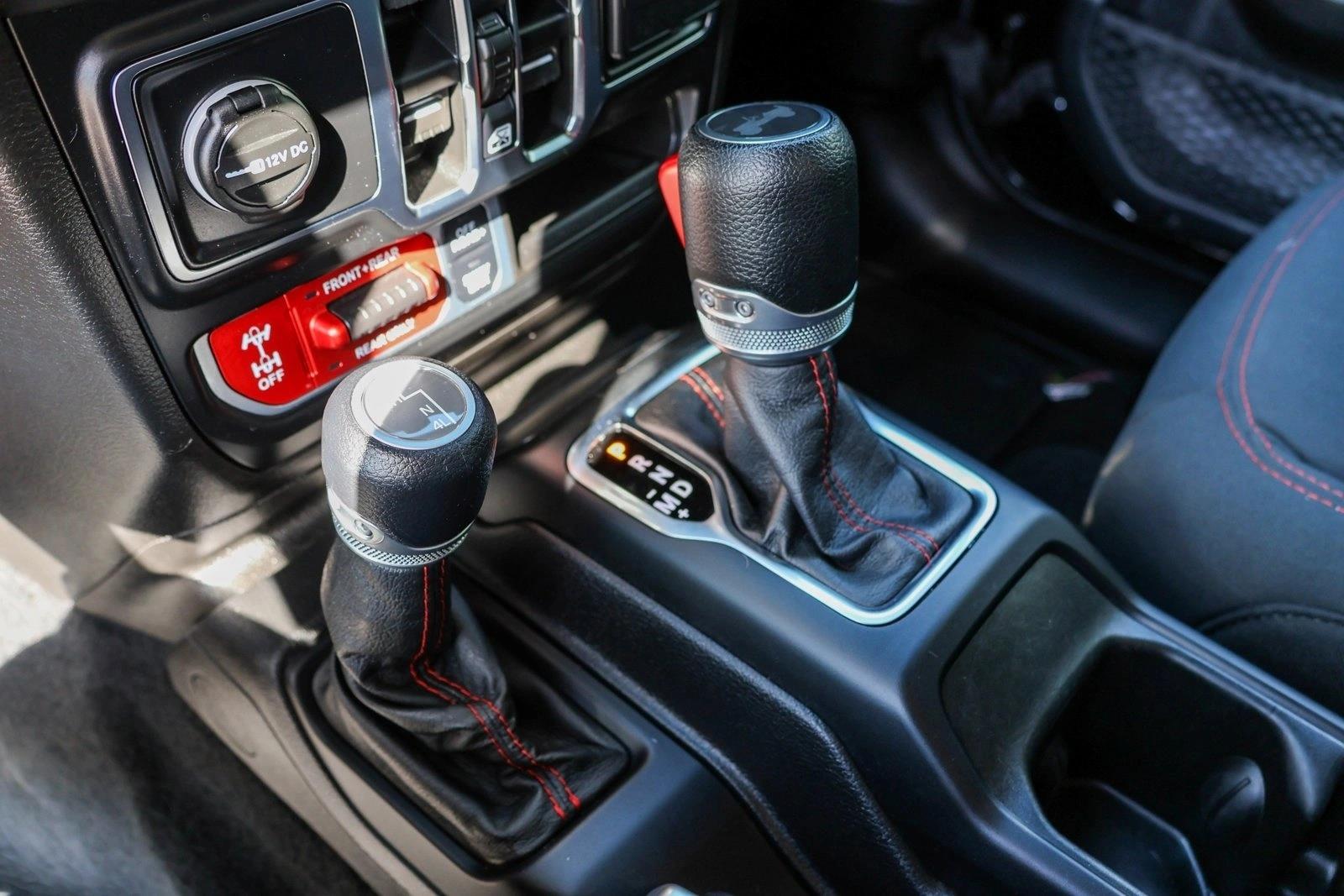 2021 JEEP WRANGLER - Image 21