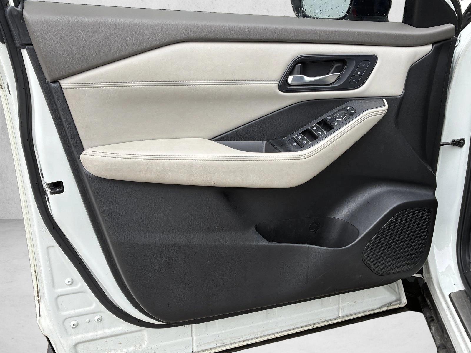 2023 NISSAN ROGUE - Image 11