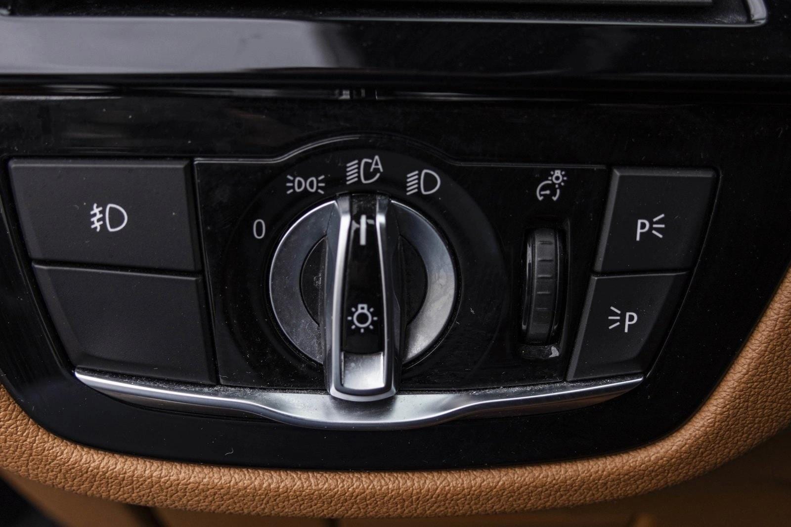 2017 BMW 530I - Image 13