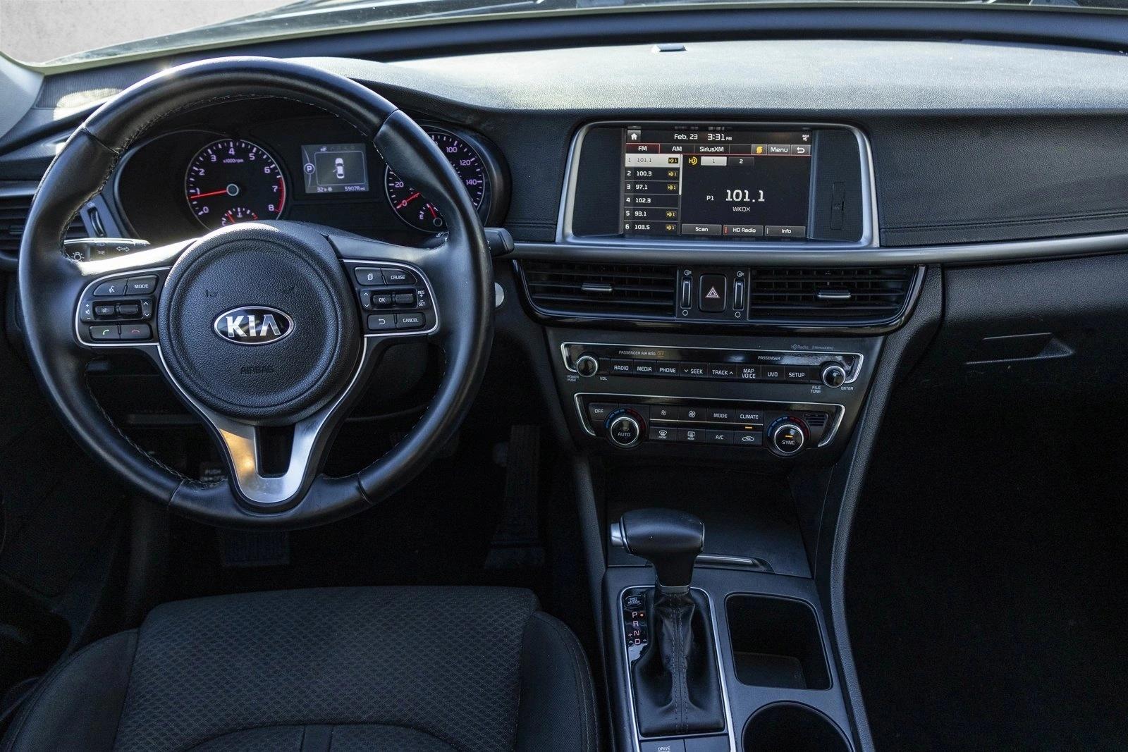 2017 KIA OPTIMA - Image 24